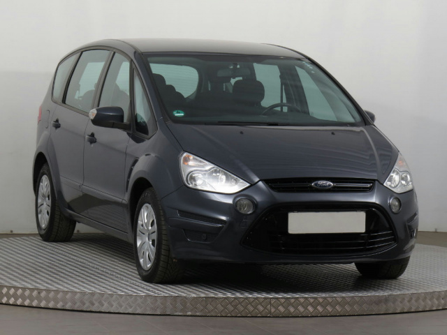 Ford S-Max 2012