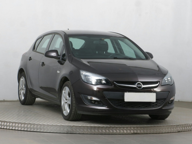 Opel Astra 2015