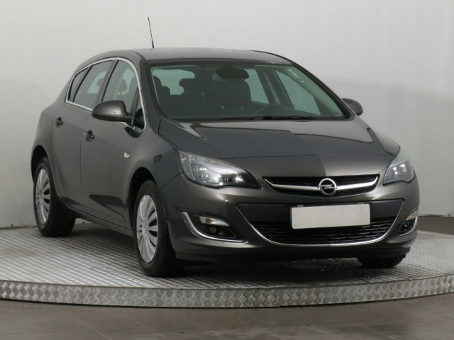 Opel Astra 2015