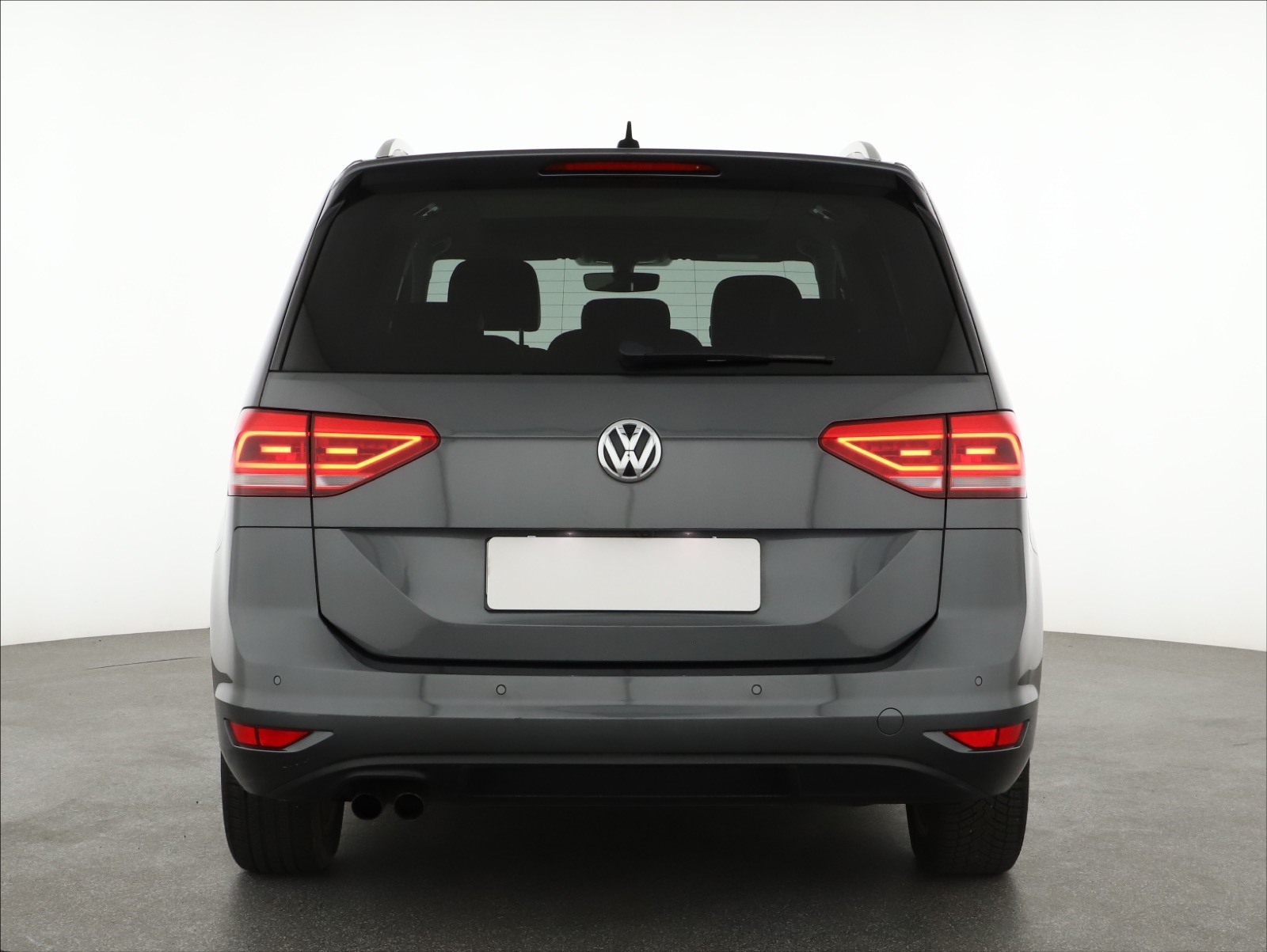 Volkswagen Touran, 2018 - pohled č. 6