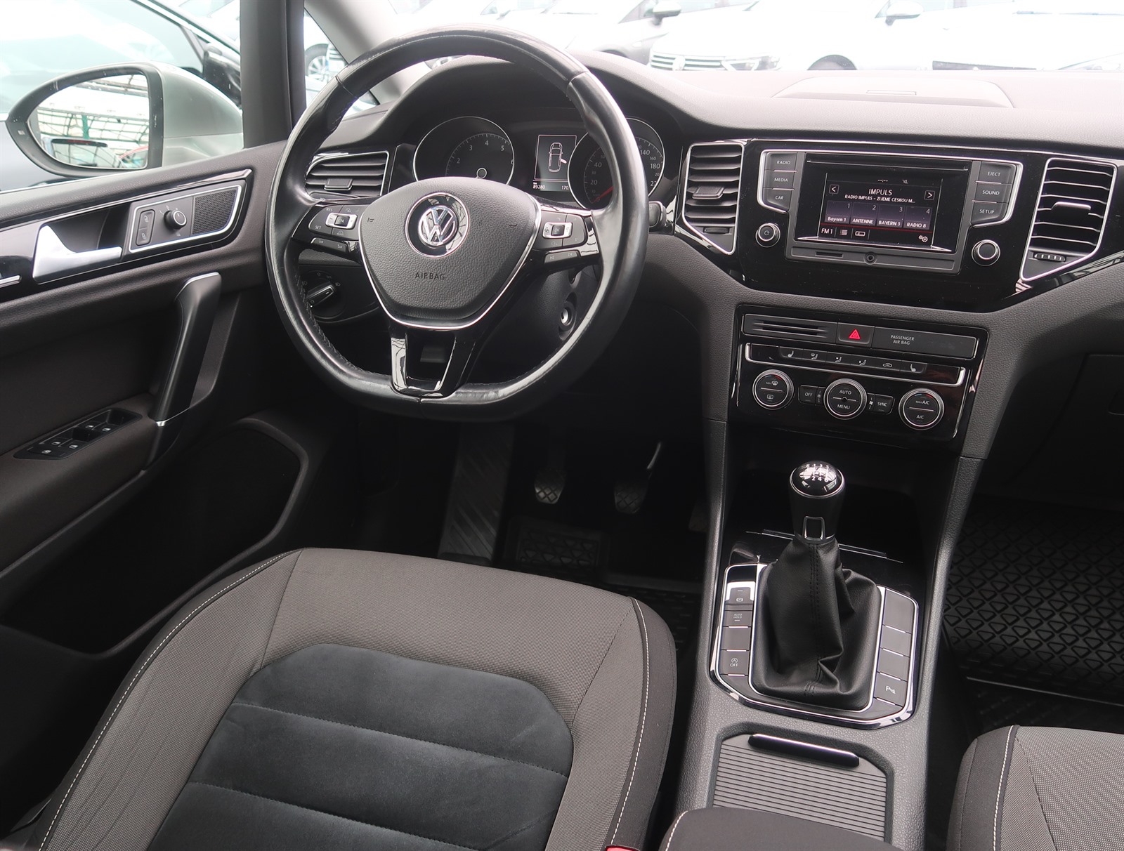 Volkswagen Golf Sportsvan, 2014 - pohled č. 9