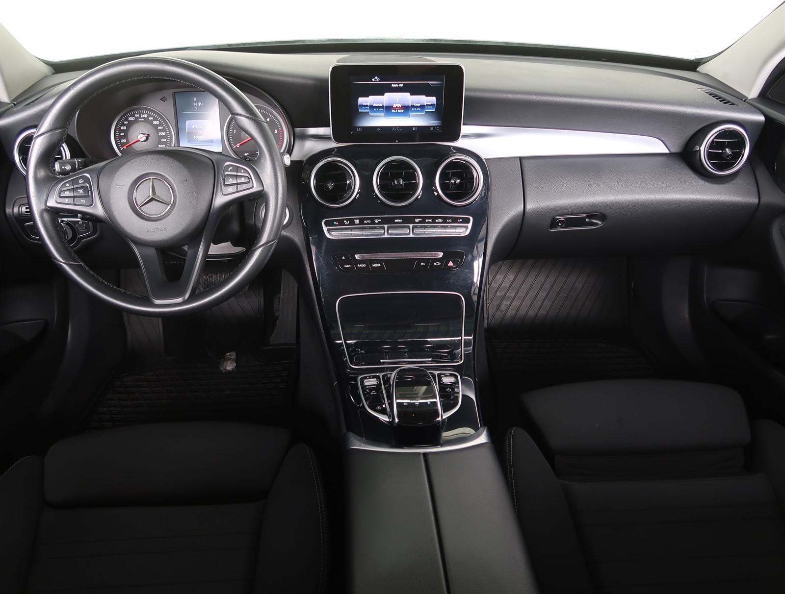 Mercedes-Benz C, 2016 - pohled č. 10