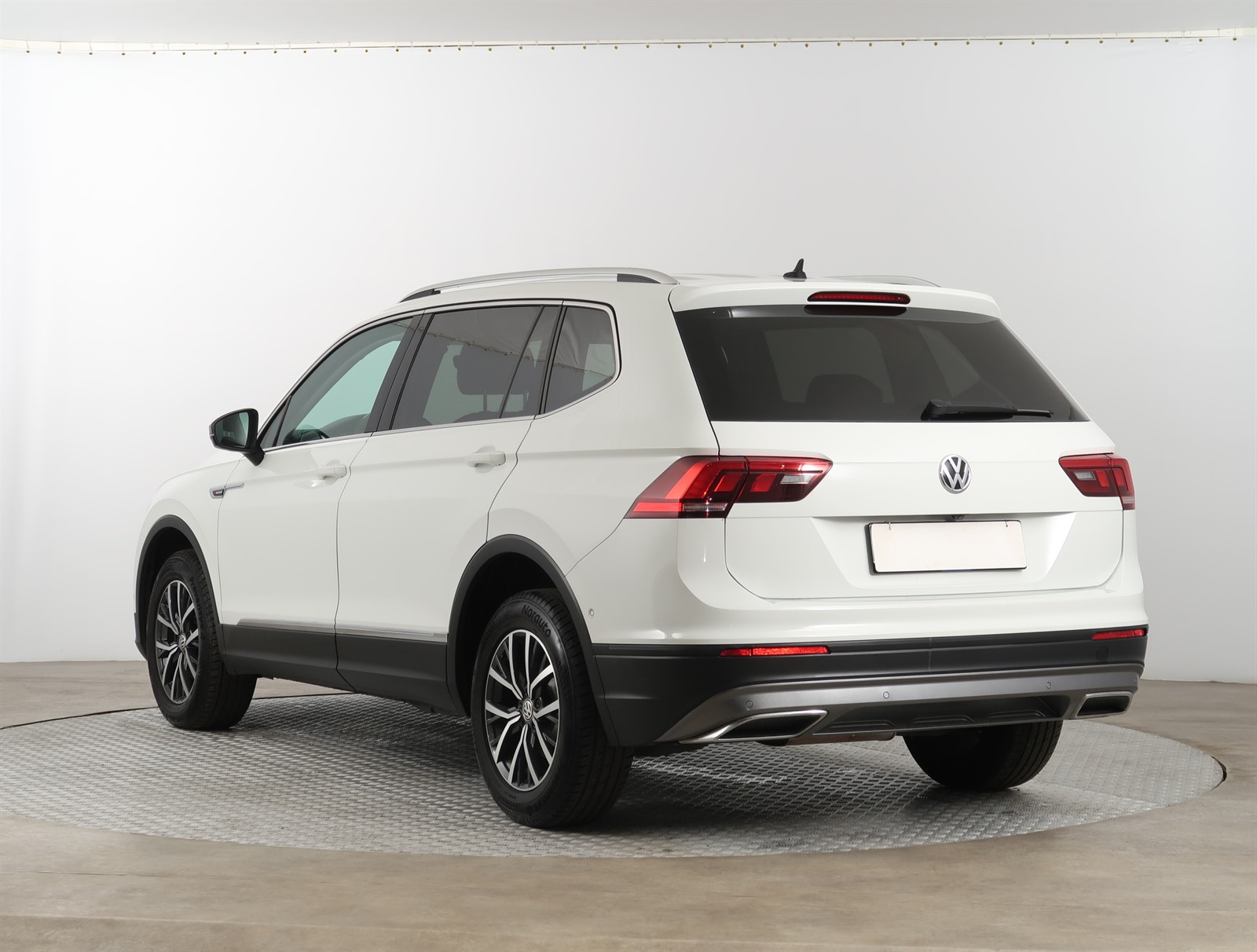 Volkswagen Tiguan Allspace, 2018 - pohled č. 5
