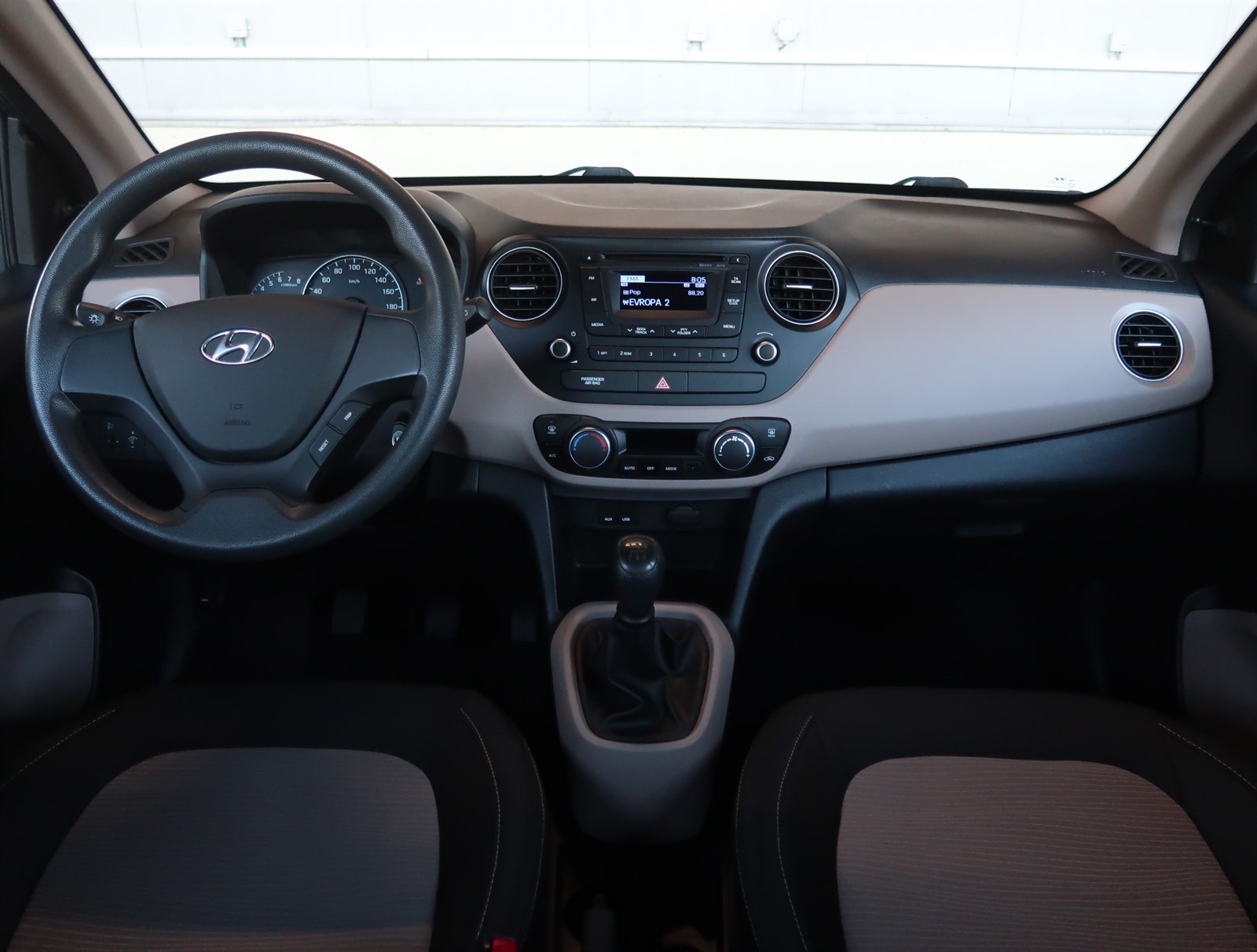 Hyundai i10, 2015 - pohled č. 10