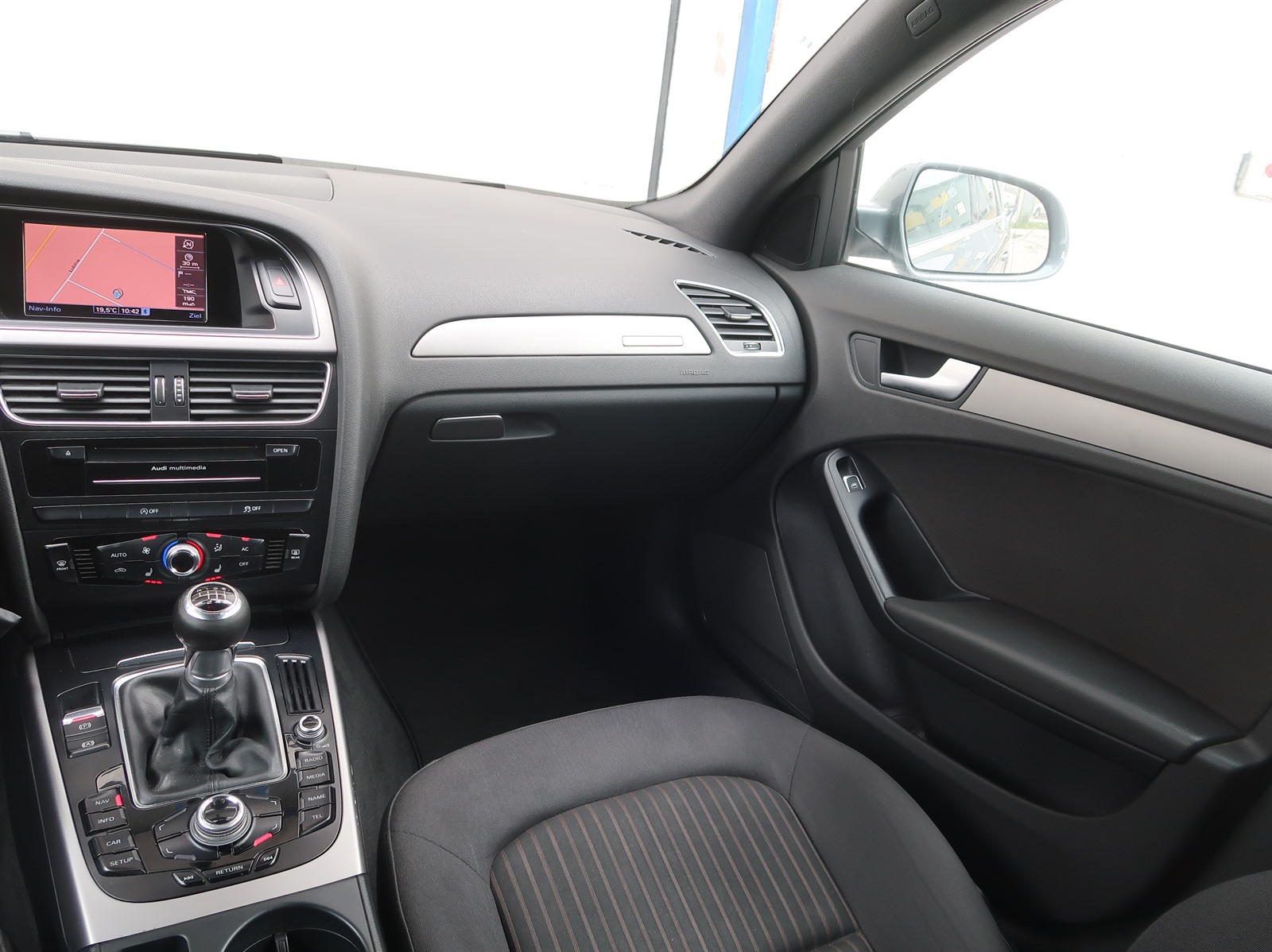 Audi A4, 2013 - pohled č. 11