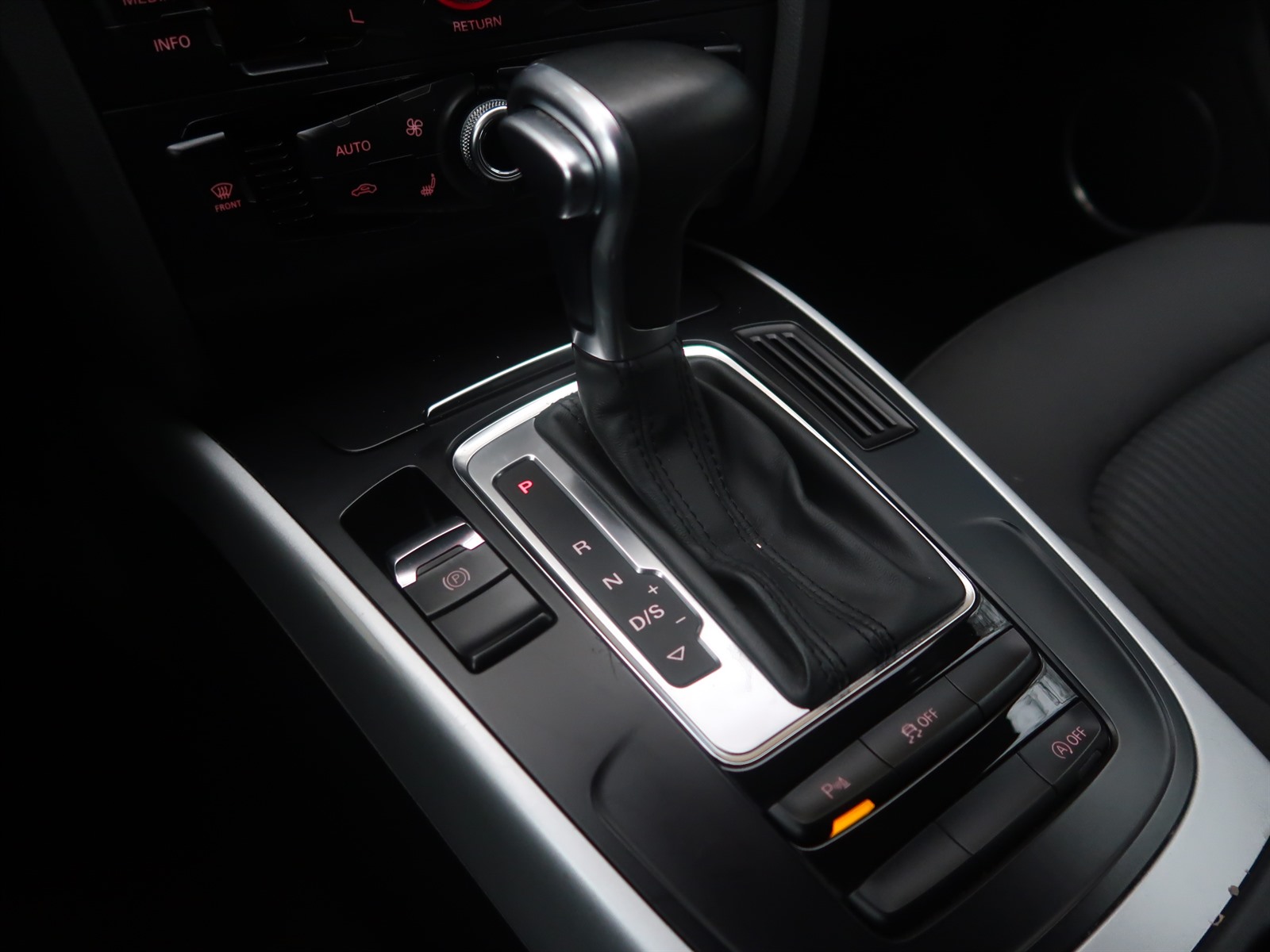 Audi A4, 2015 - pohled č. 19