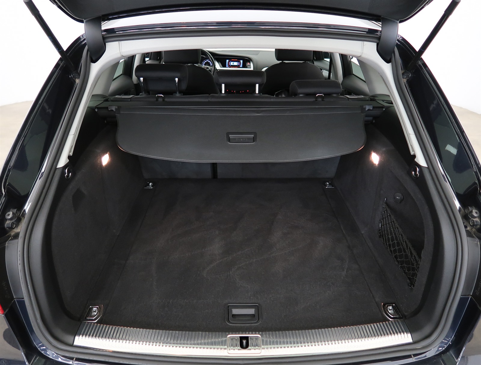 Audi A4, 2015 - pohled č. 20