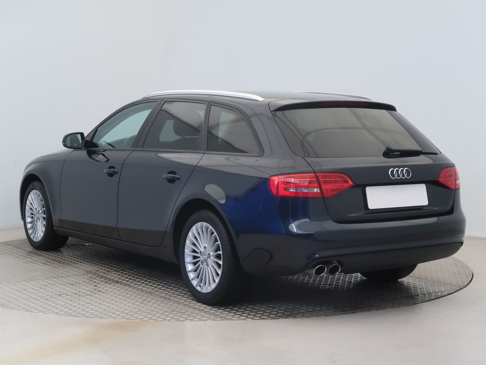 Audi A4, 2015 - pohled č. 5