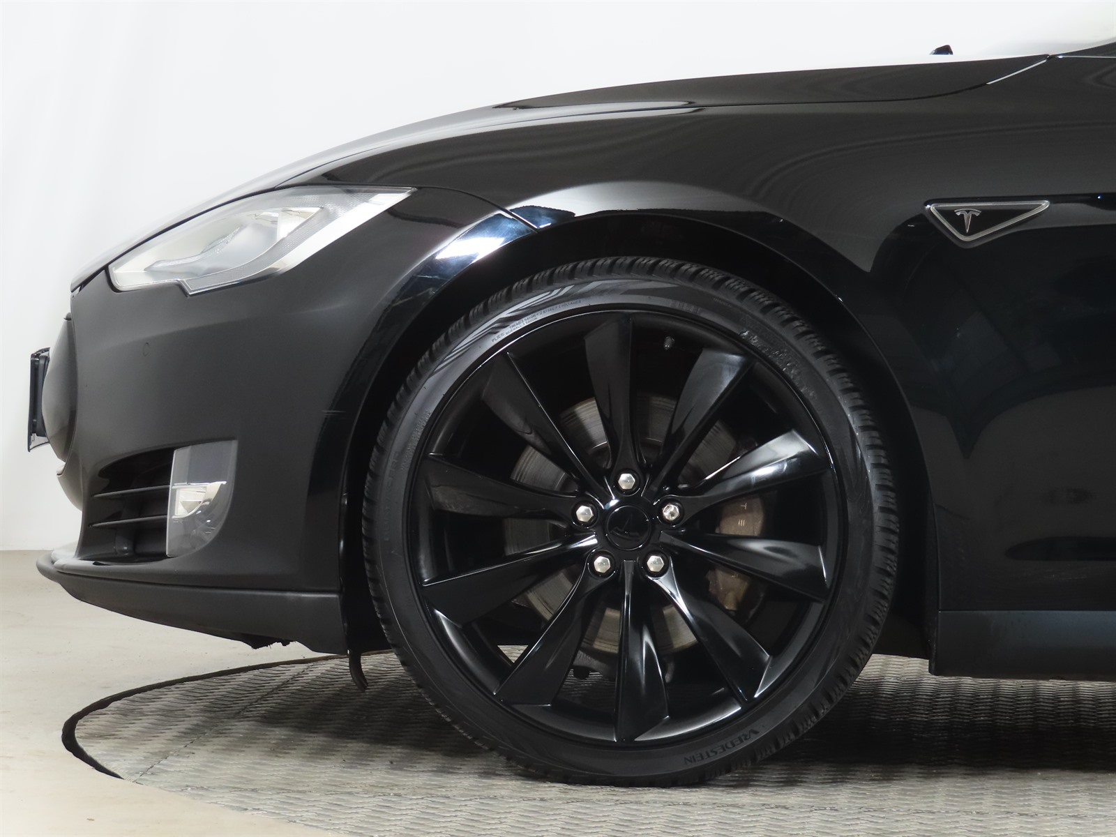 Tesla Model S, 2014 - pohled č. 21