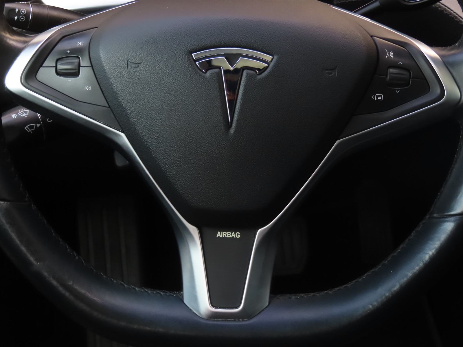 Tesla Model S, 2014 - pohled č. 23