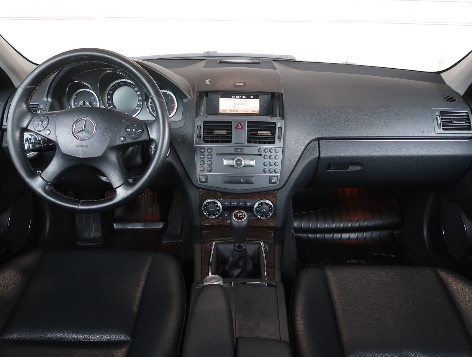 Mercedes-Benz C, 2010 - pohled č. 10
