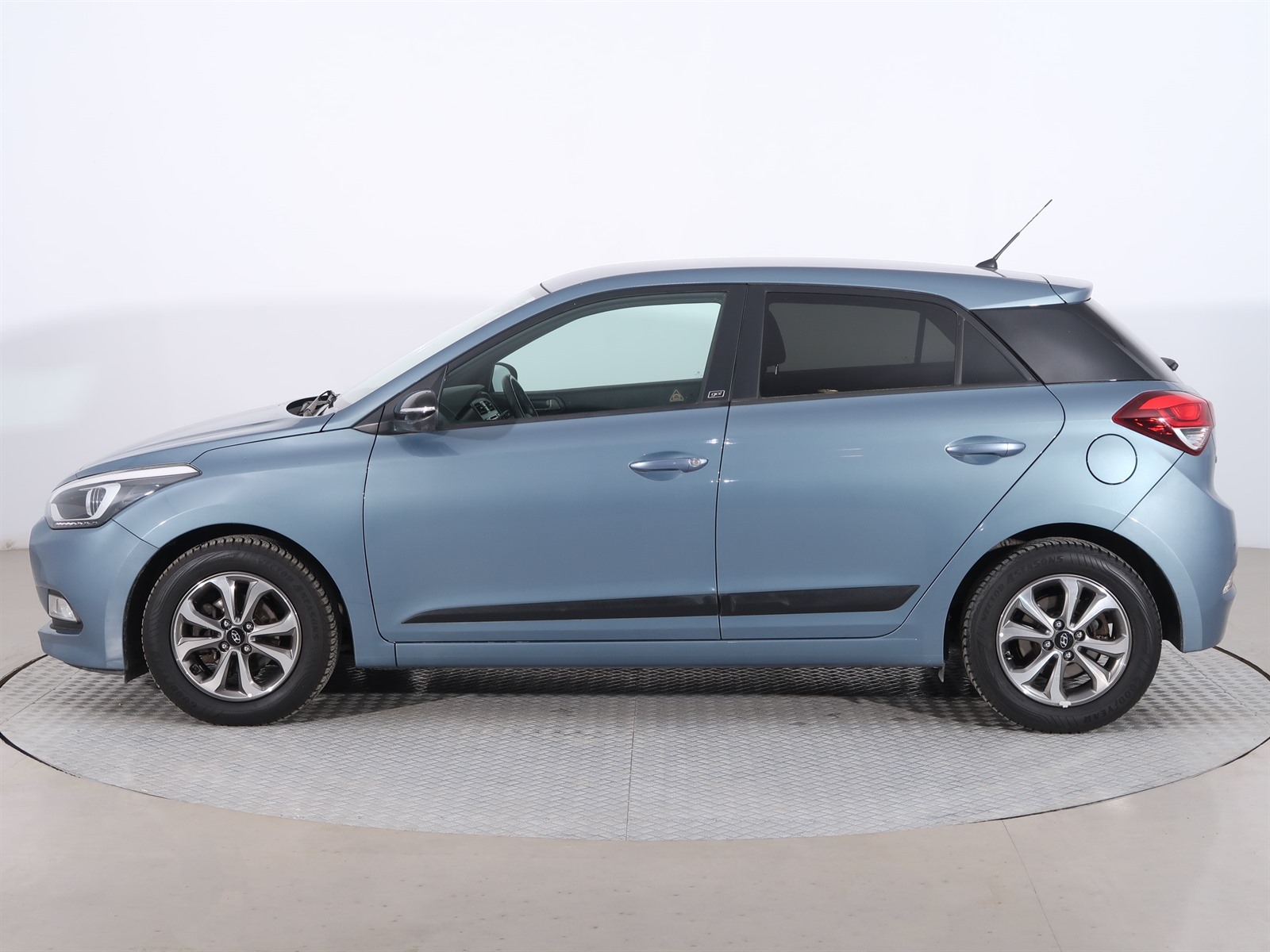 Hyundai i20, 2018 - pohled č. 4