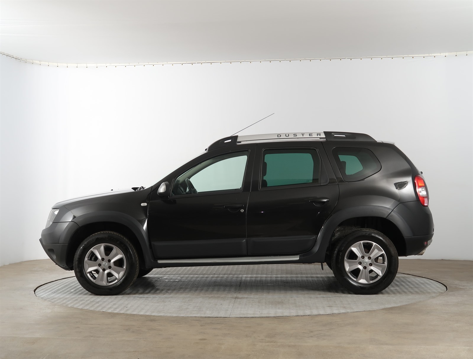 Dacia Duster, 2015 - pohled č. 4