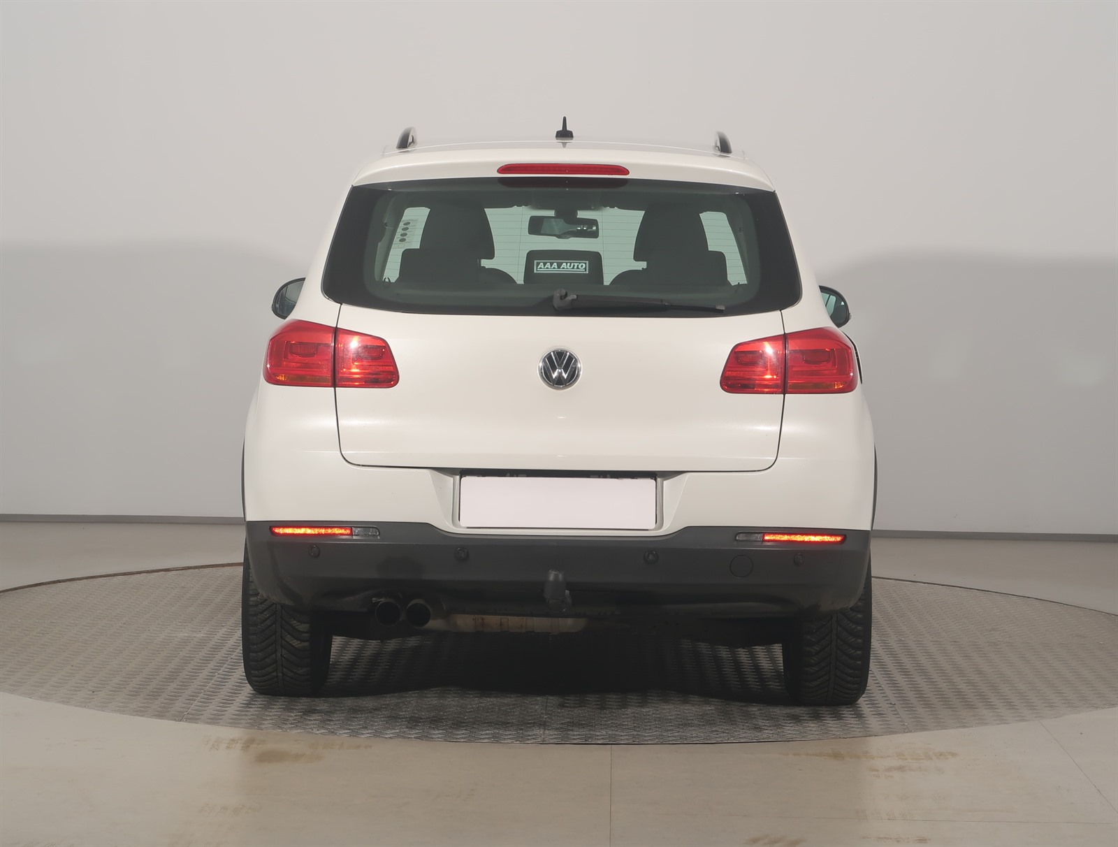 Volkswagen Tiguan, 2015 - pohled č. 6