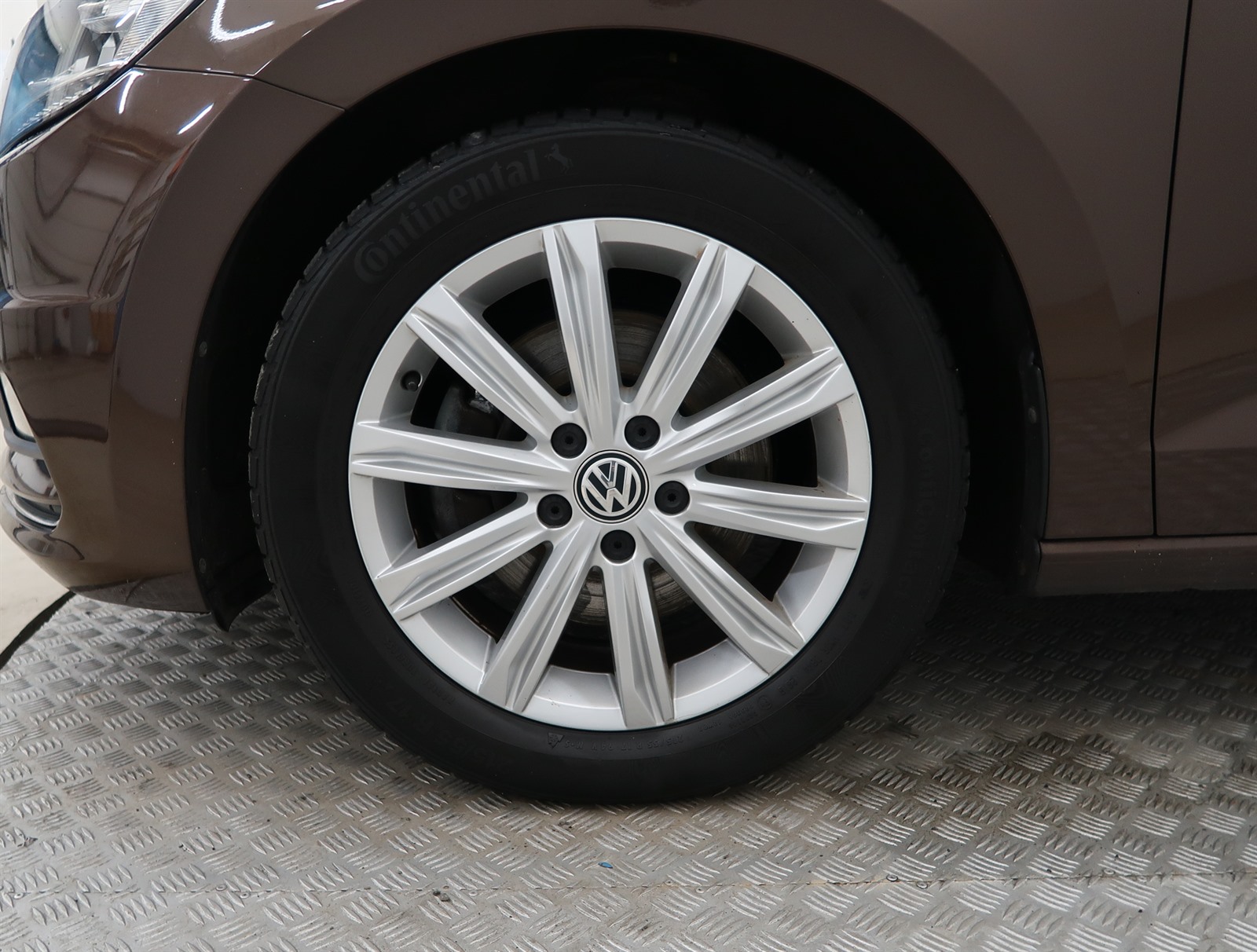 Volkswagen Touran, 2015 - pohled č. 21