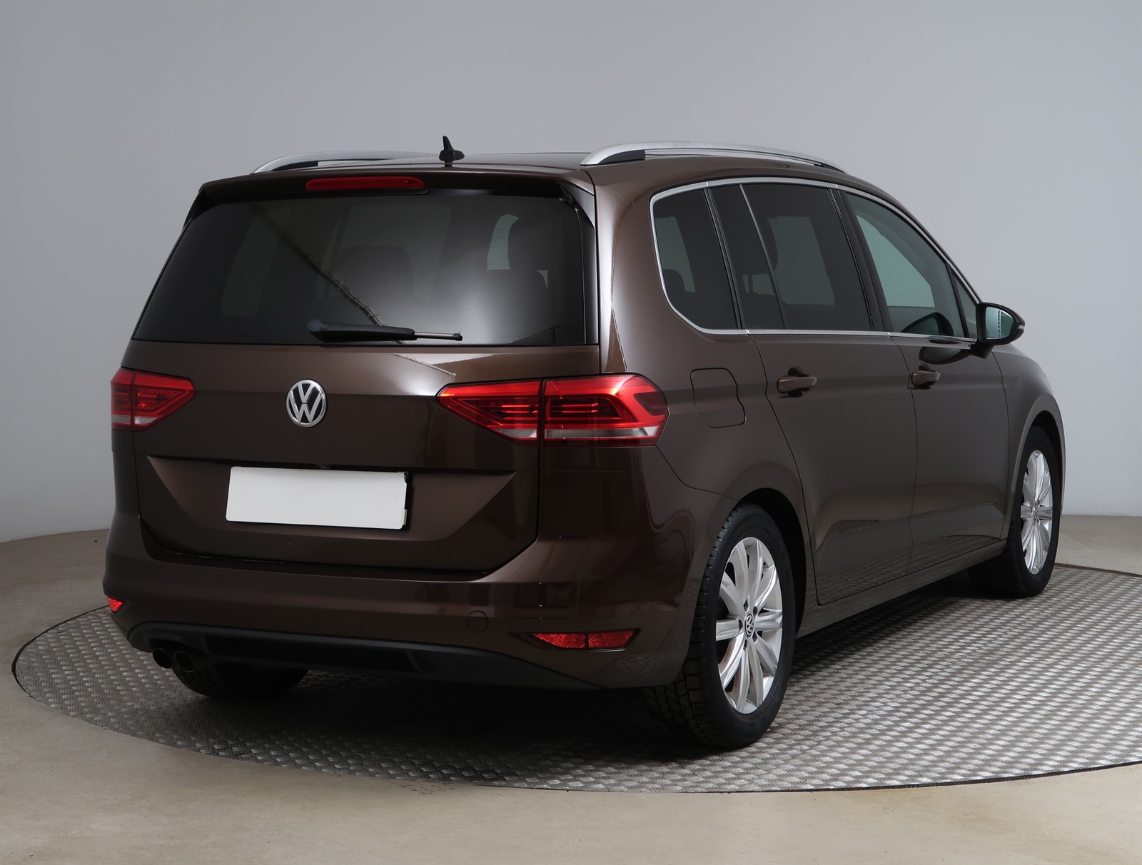Volkswagen Touran, 2015 - pohled č. 7