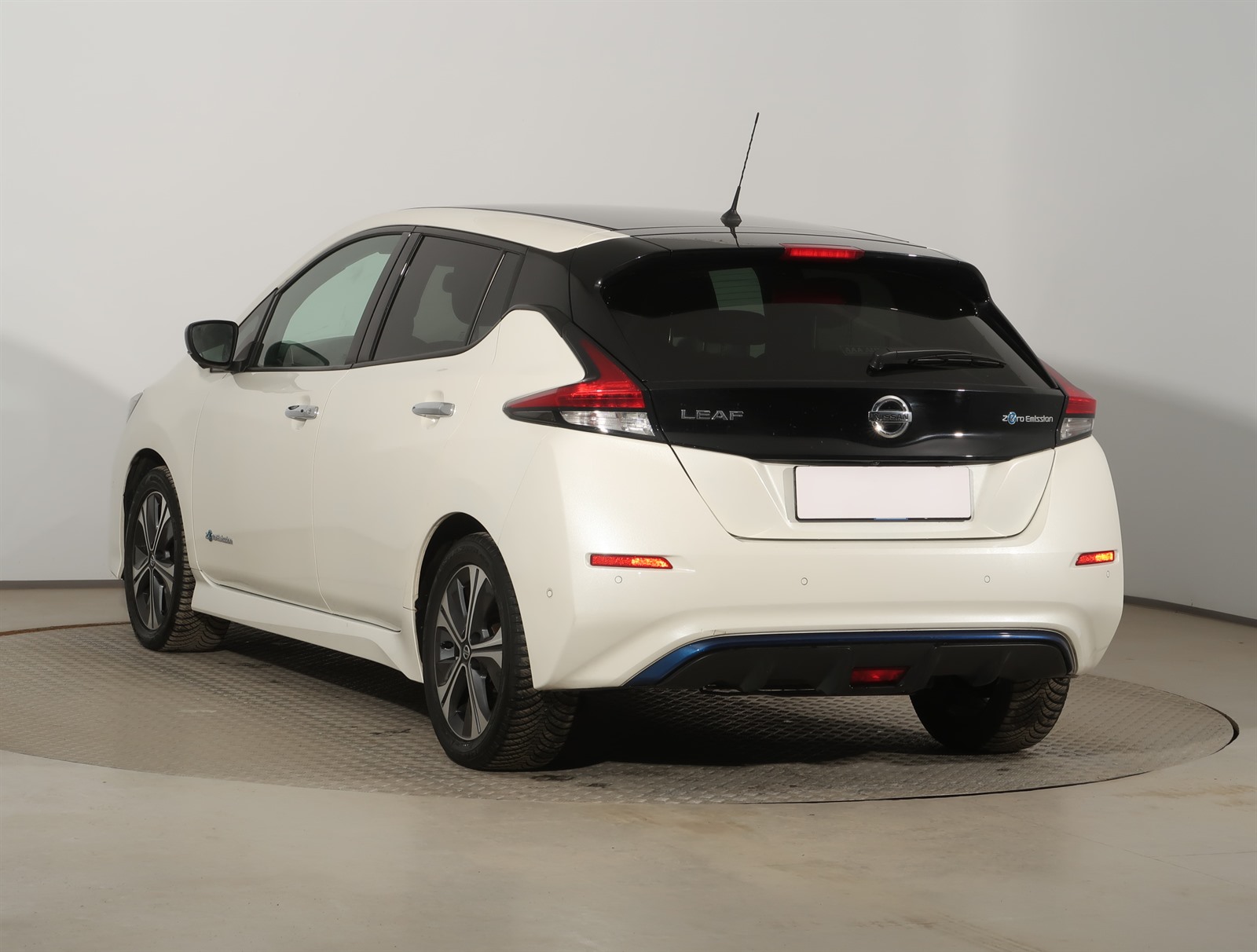 Nissan Leaf, 2019 - pohled č. 5
