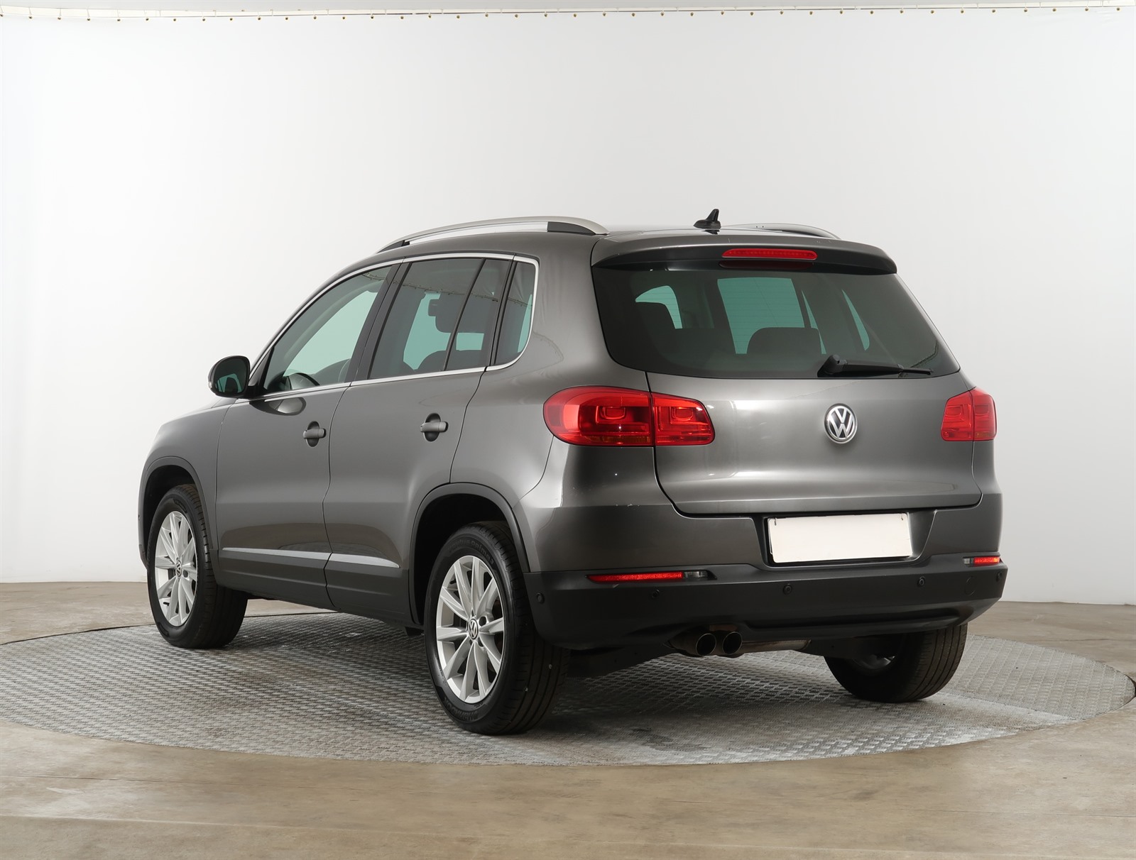 Volkswagen Tiguan, 2015 - pohled č. 5