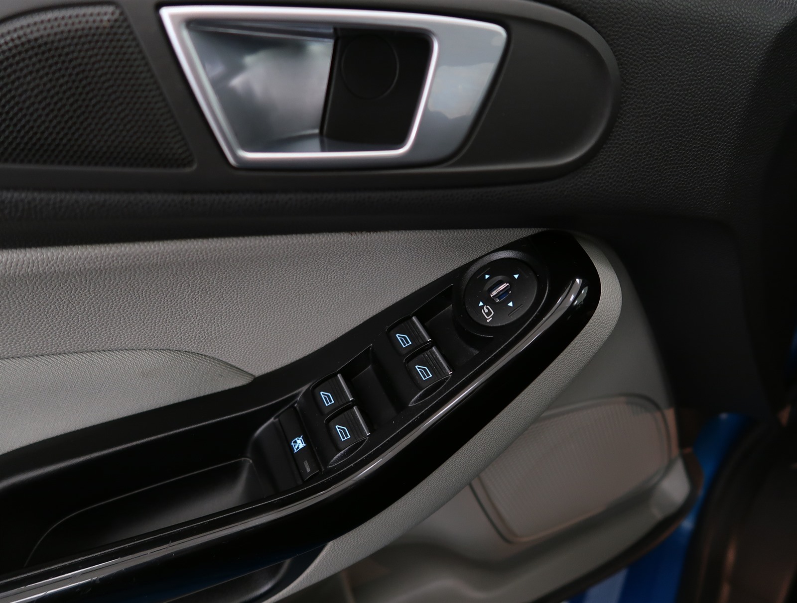 Ford Fiesta, 2013 - pohled č. 23