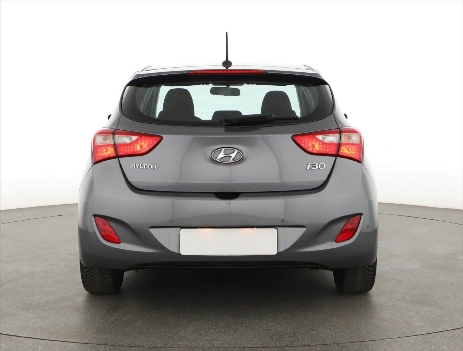 Hyundai i30, 2014 - pohled č. 6