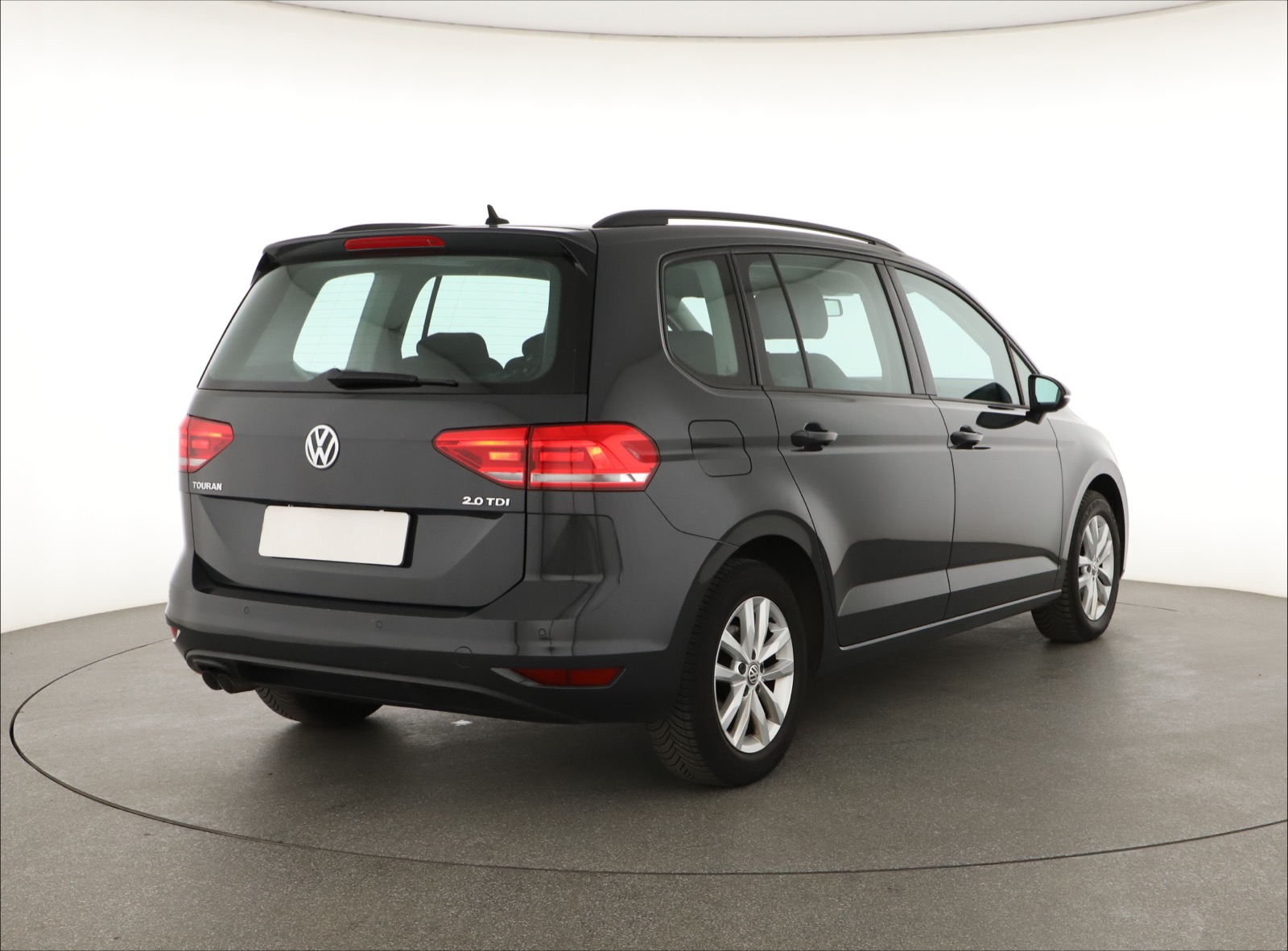 Volkswagen Touran, 2016 - pohled č. 7