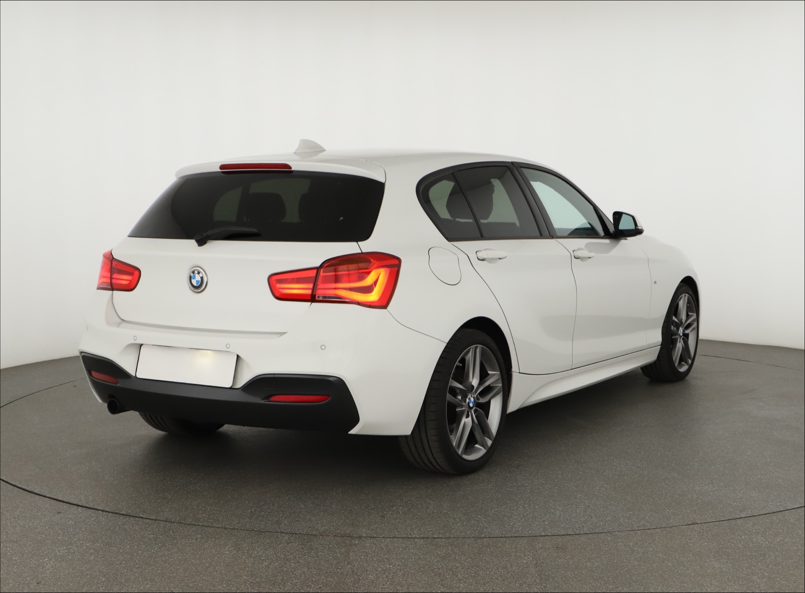 BMW 1, 2015 - pohled č. 7
