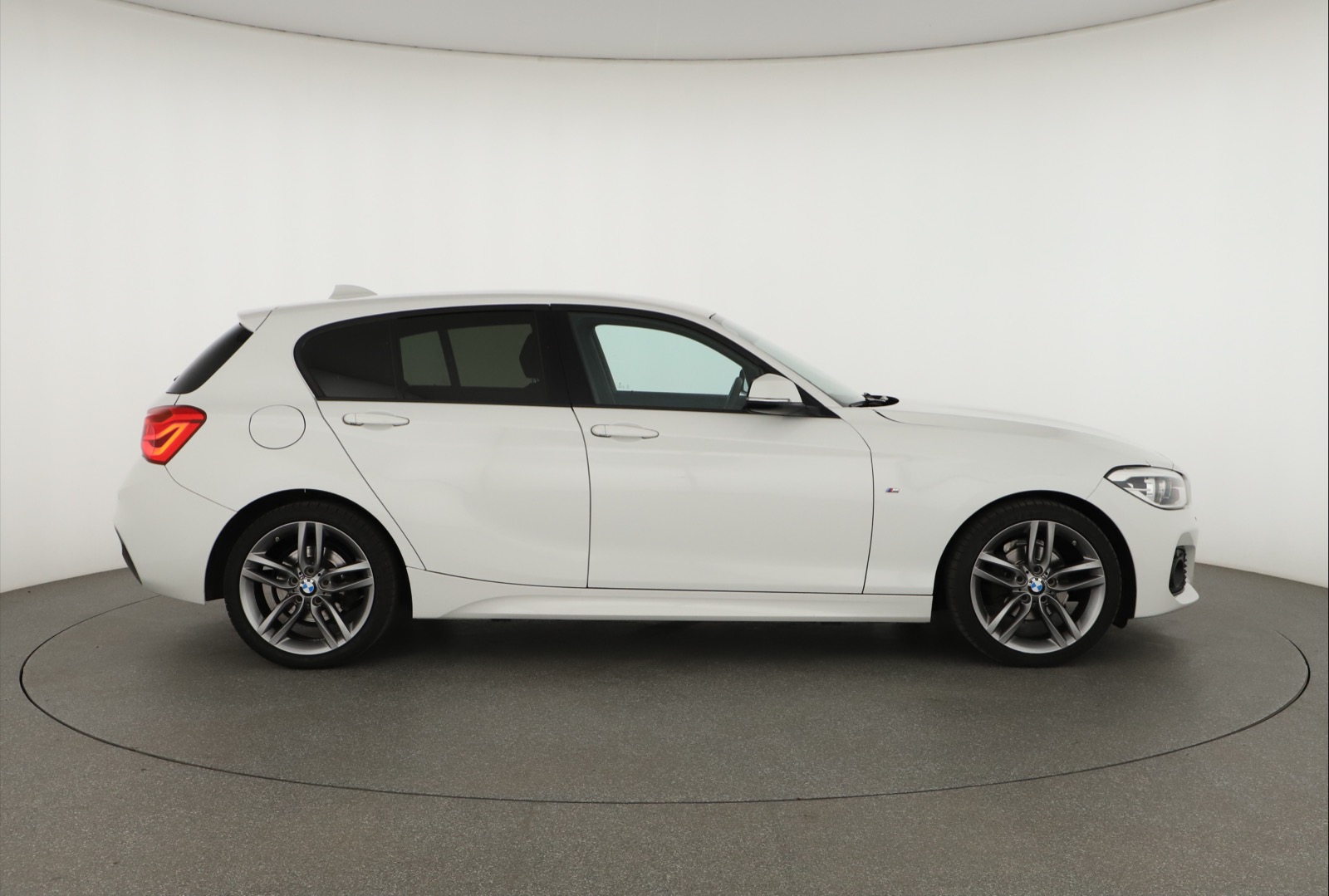 BMW 1, 2015 - pohled č. 8
