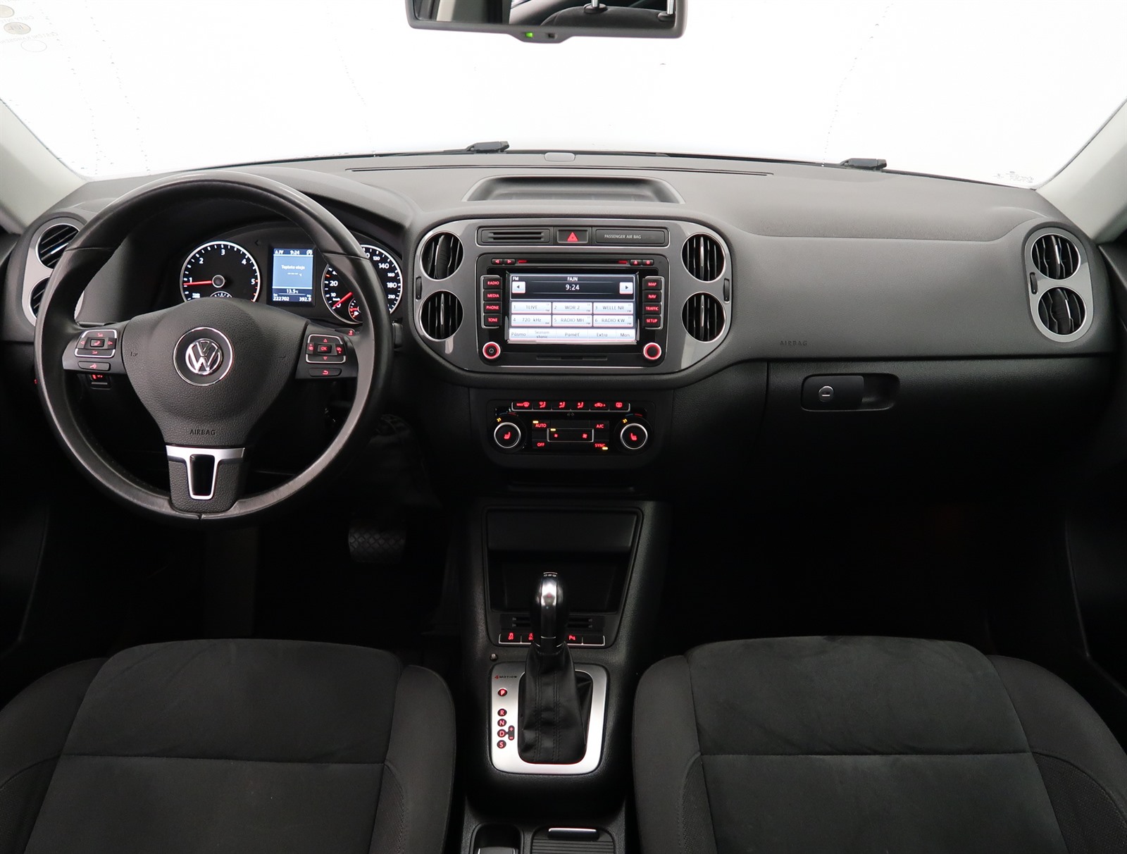 Volkswagen Tiguan, 2012 - pohled č. 10