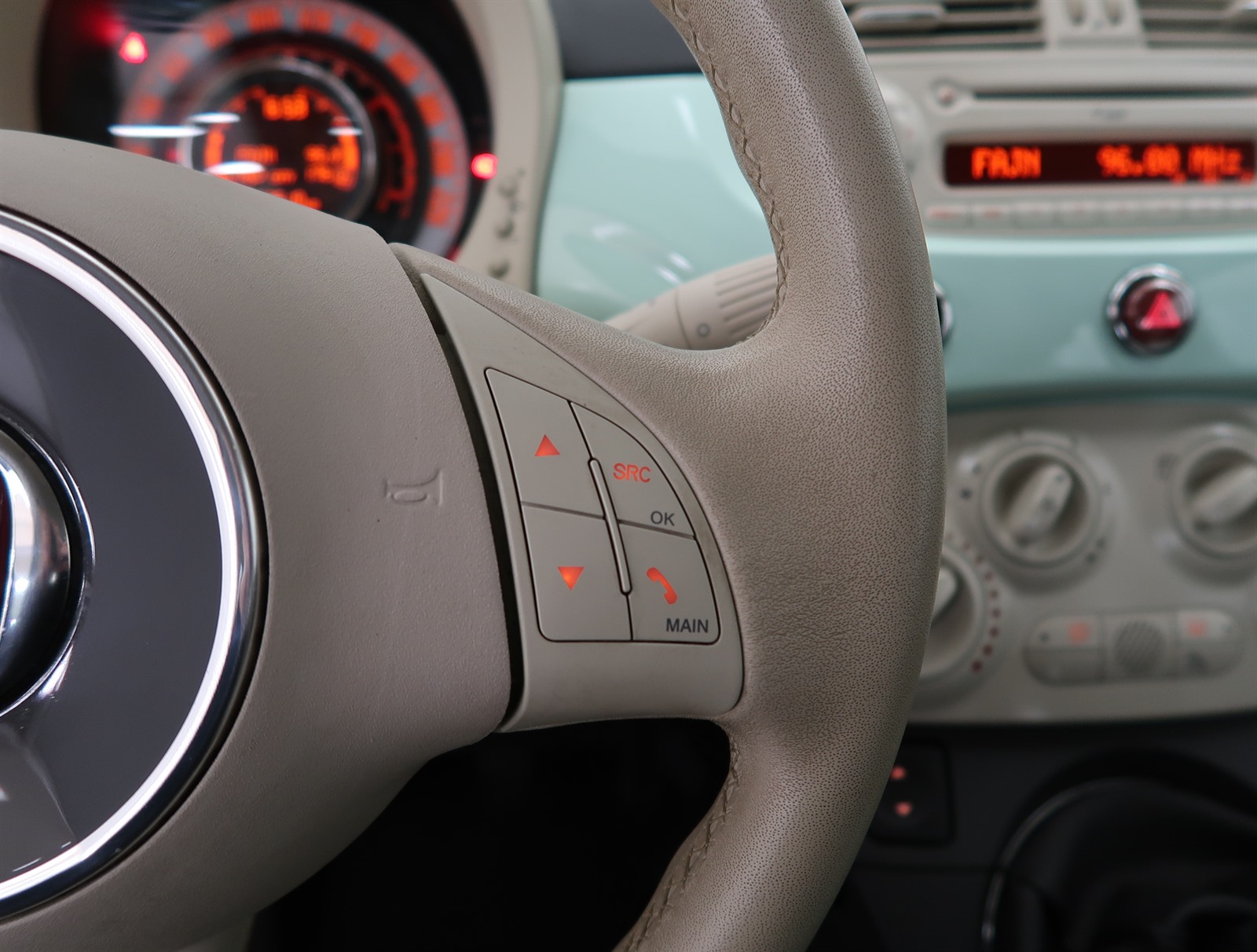 Fiat 500, 2015 - pohled č. 22