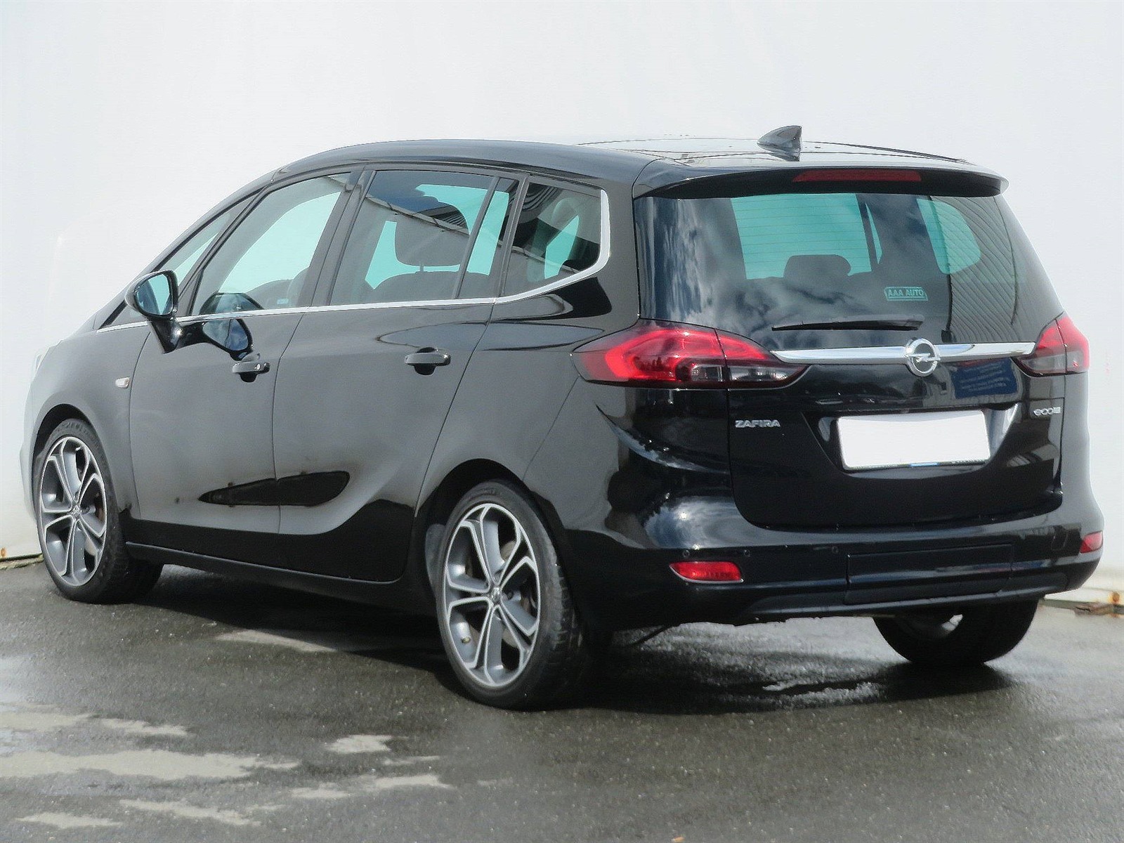 Opel Zafira, 2017 - pohled č. 5