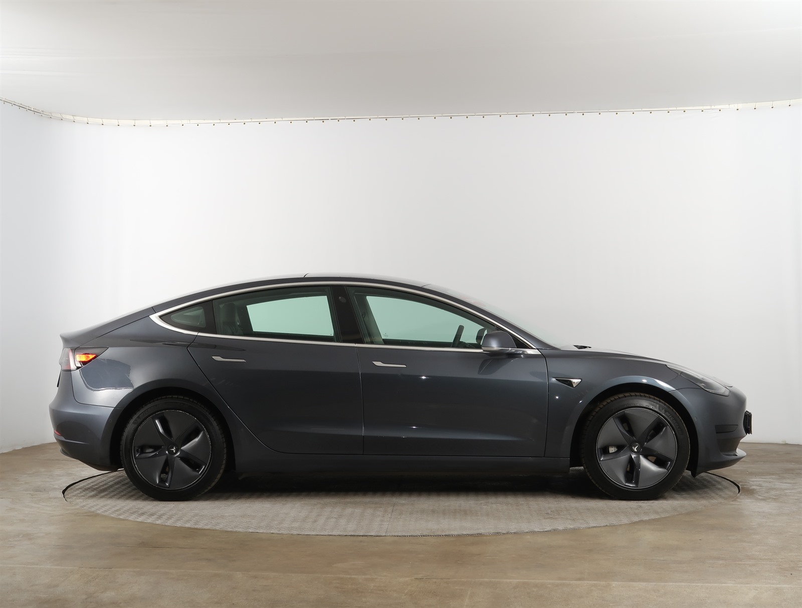 Tesla Ostatní, 2020 - pohled č. 8