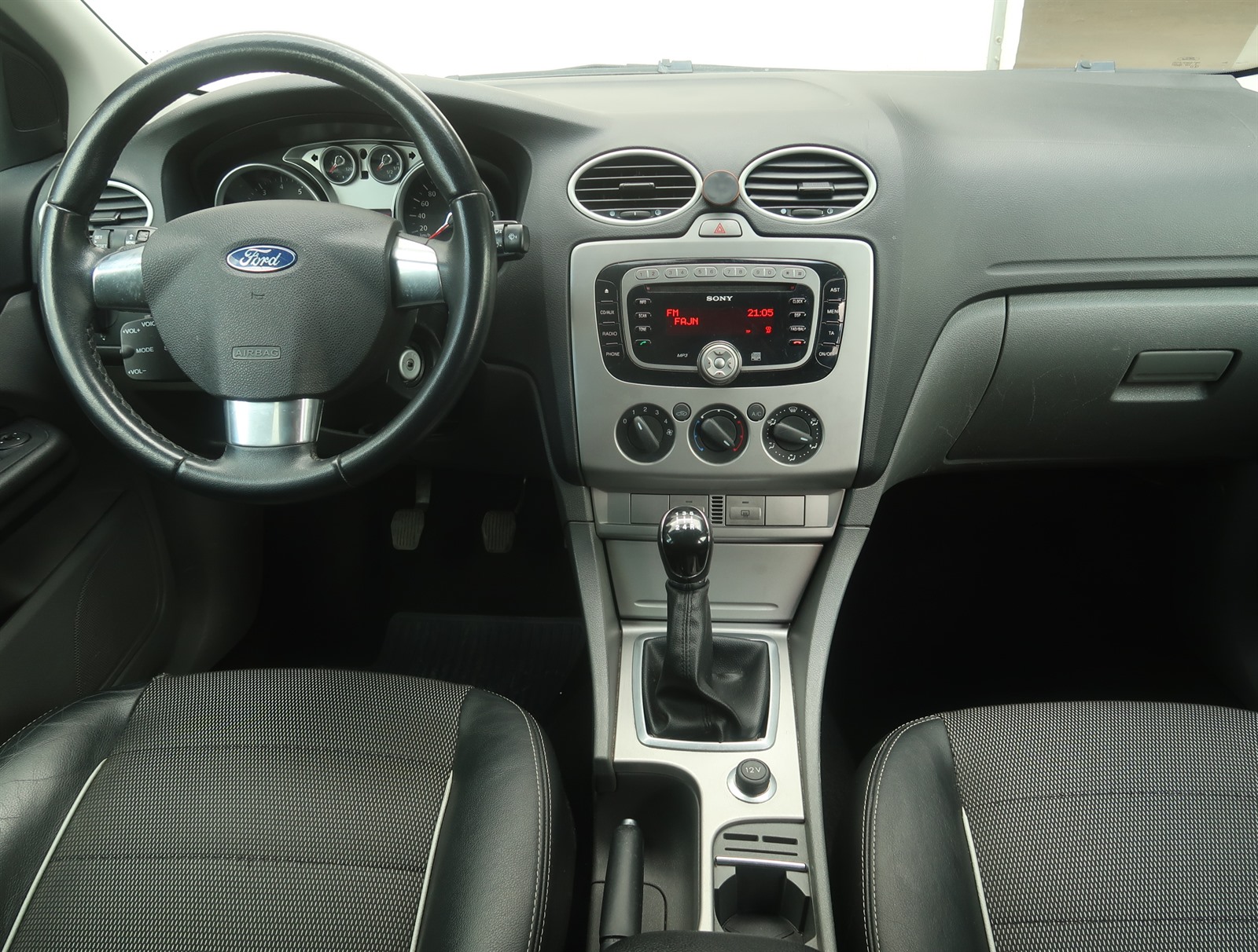 Ford Focus, 2009 - pohled č. 10