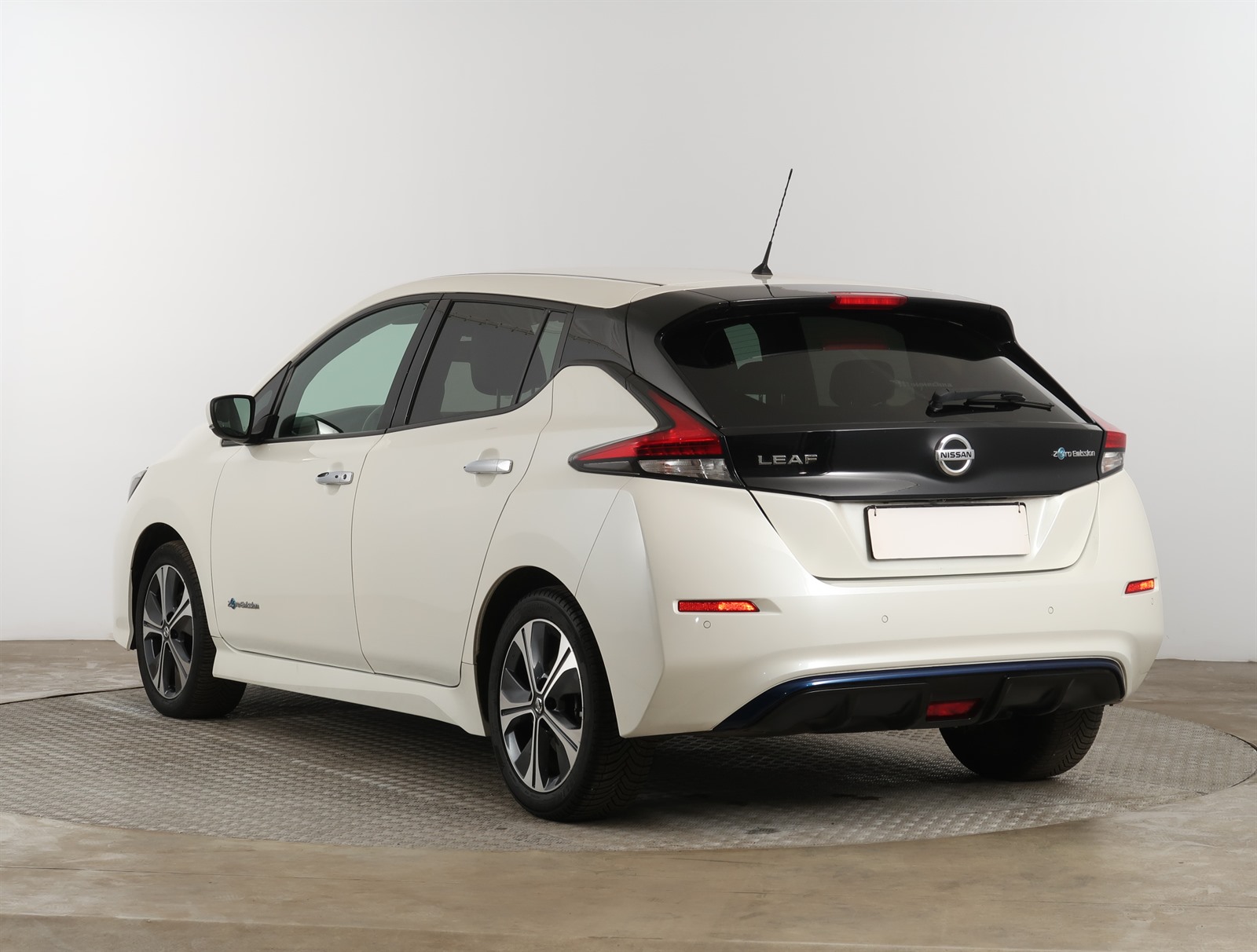 Nissan Leaf, 2019 - pohled č. 5