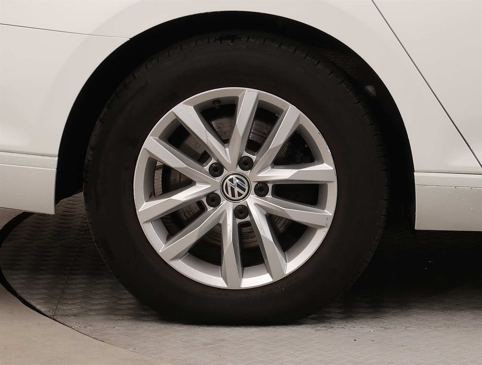 Volkswagen Passat, 2016 - pohled č. 21