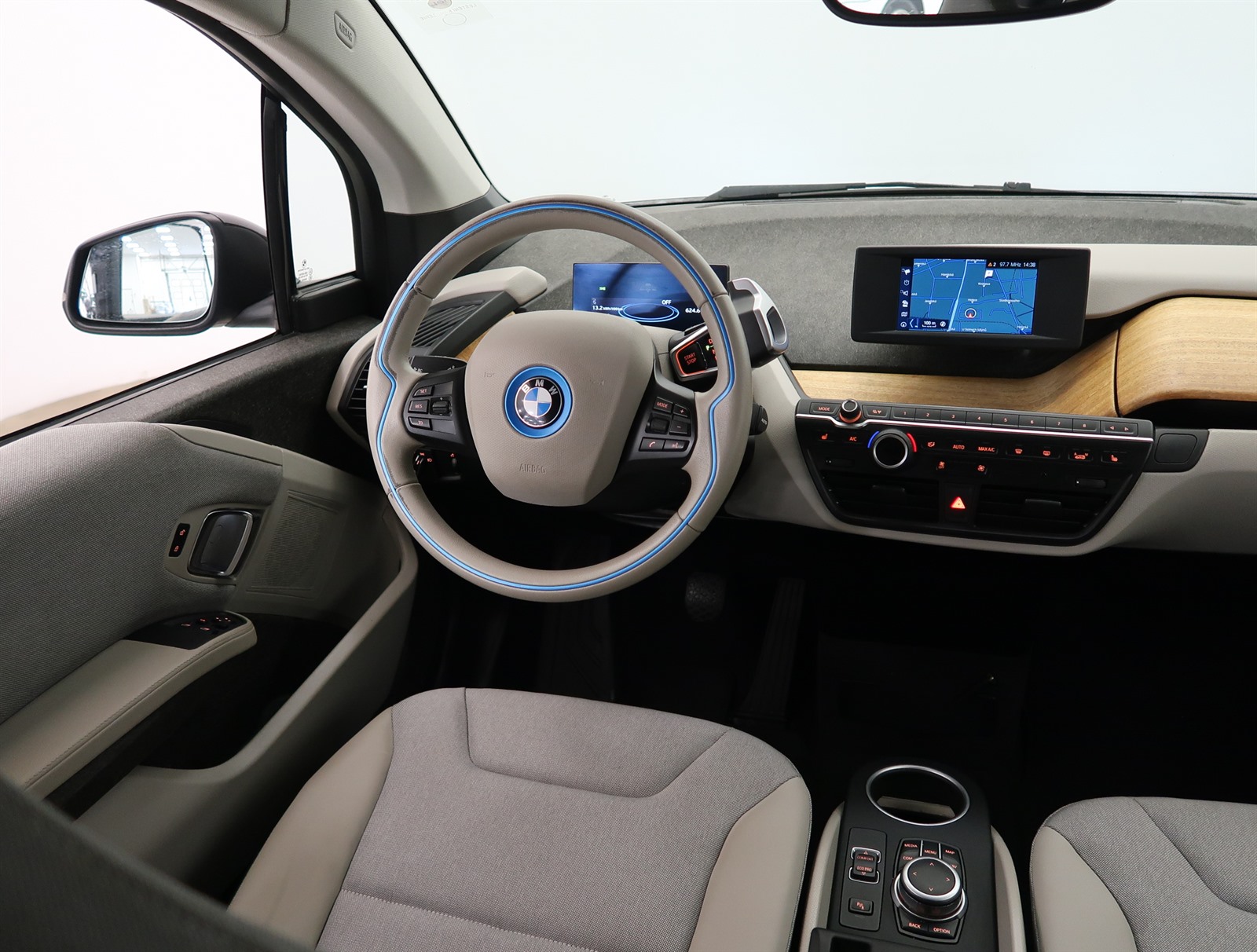 BMW i3, 2020 - pohled č. 9