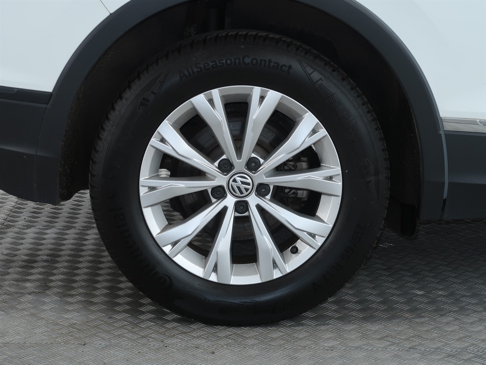 Volkswagen Tiguan, 2018 - pohled č. 20