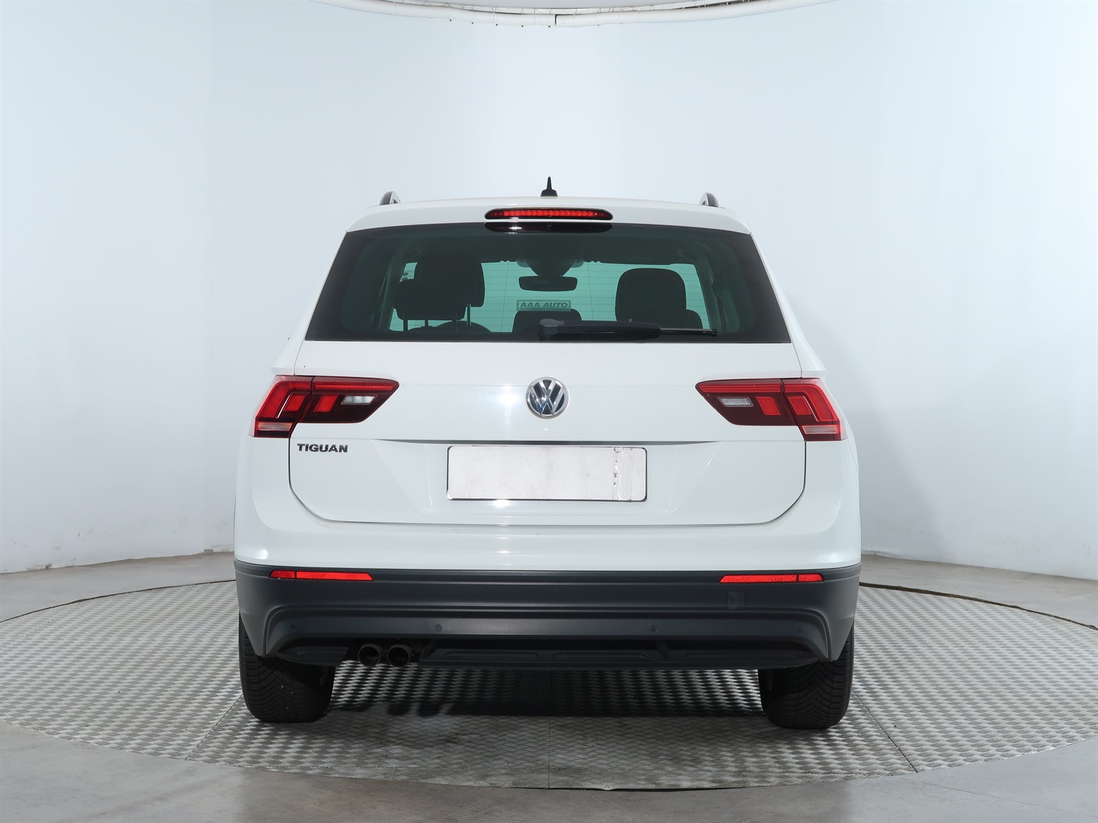 Volkswagen Tiguan, 2018 - pohled č. 6