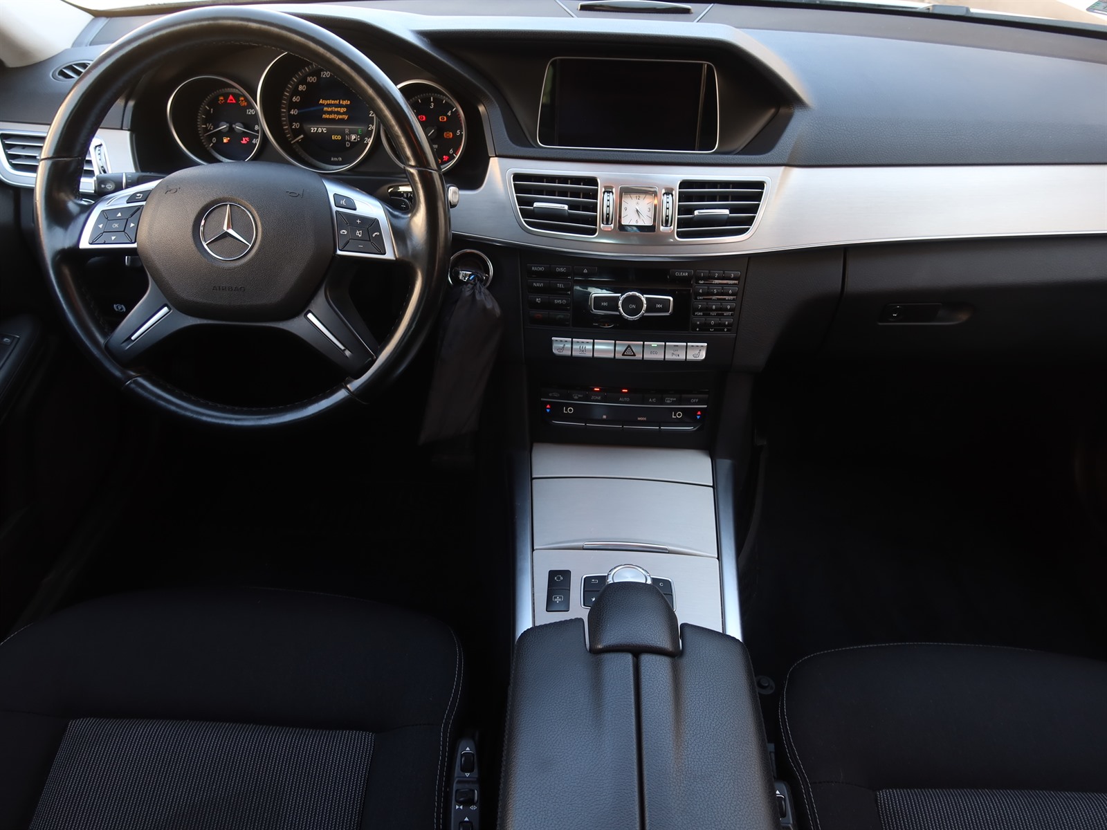 Mercedes-Benz E, 2015 - pohled č. 13