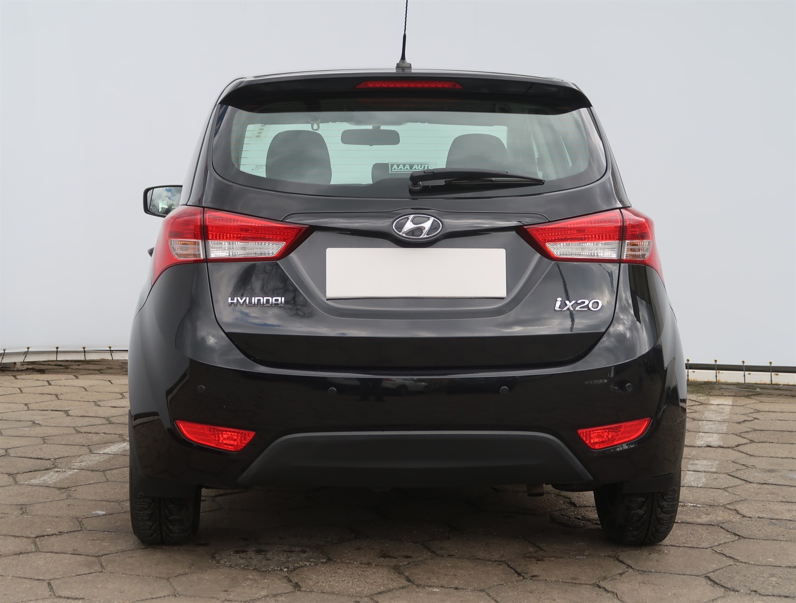 Hyundai ix20, 2016 - pohled č. 6