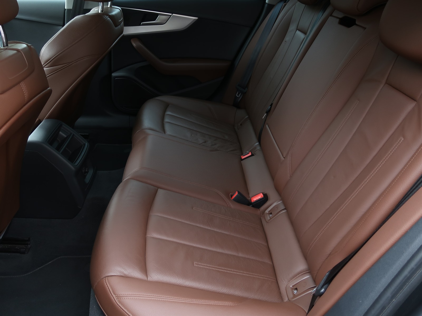 Audi A4, 2016 - pohled č. 15
