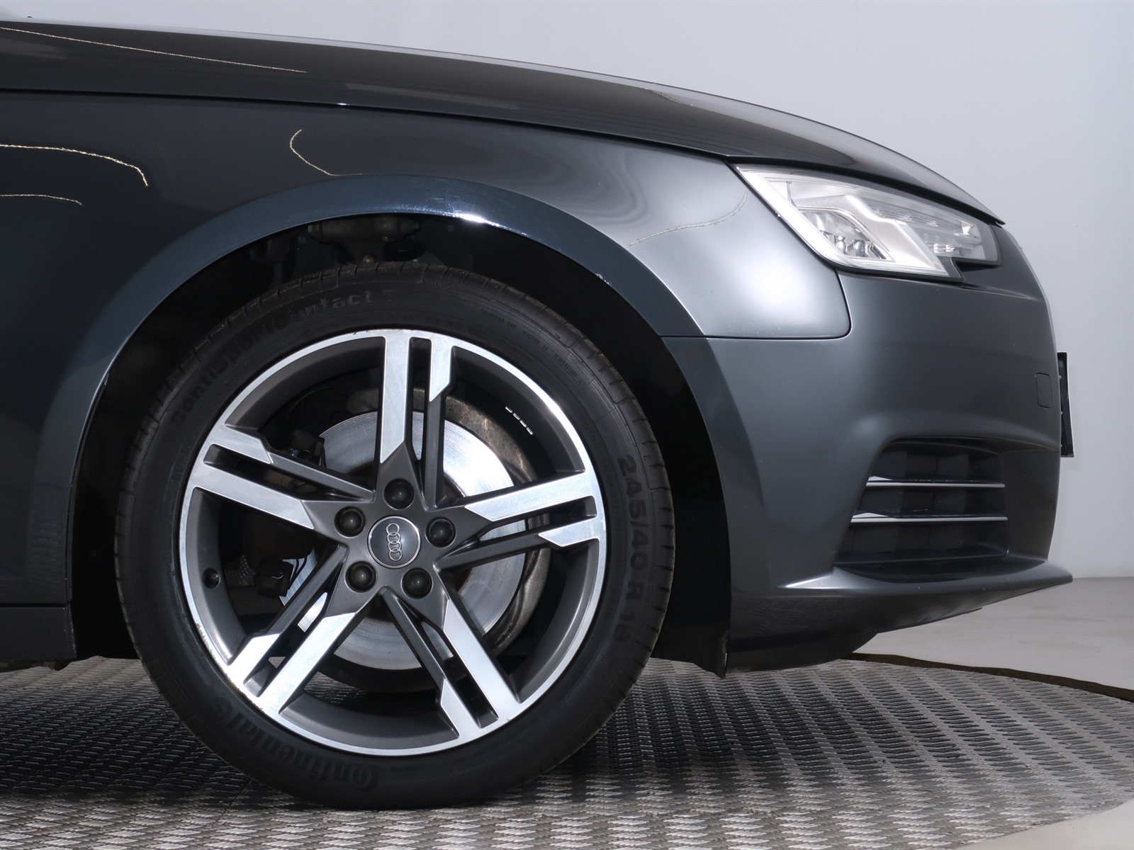 Audi A4, 2016 - pohled č. 21