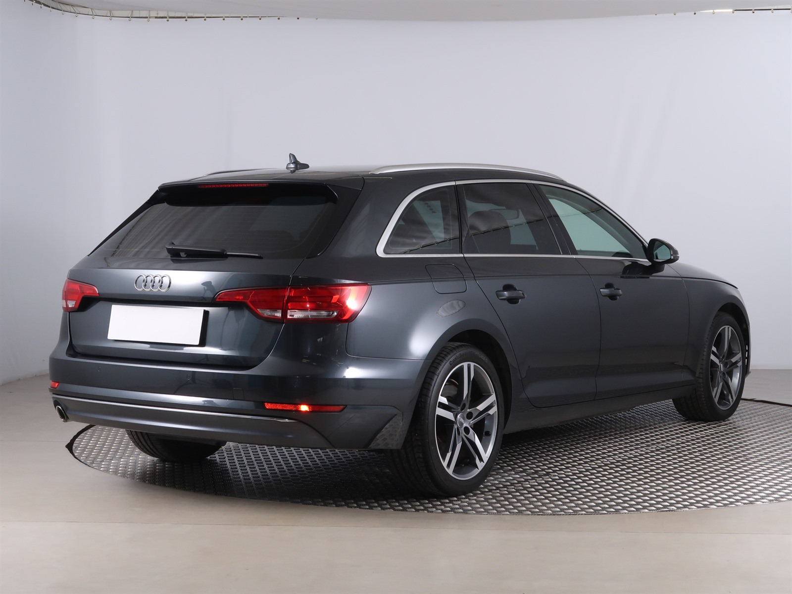 Audi A4, 2016 - pohled č. 7