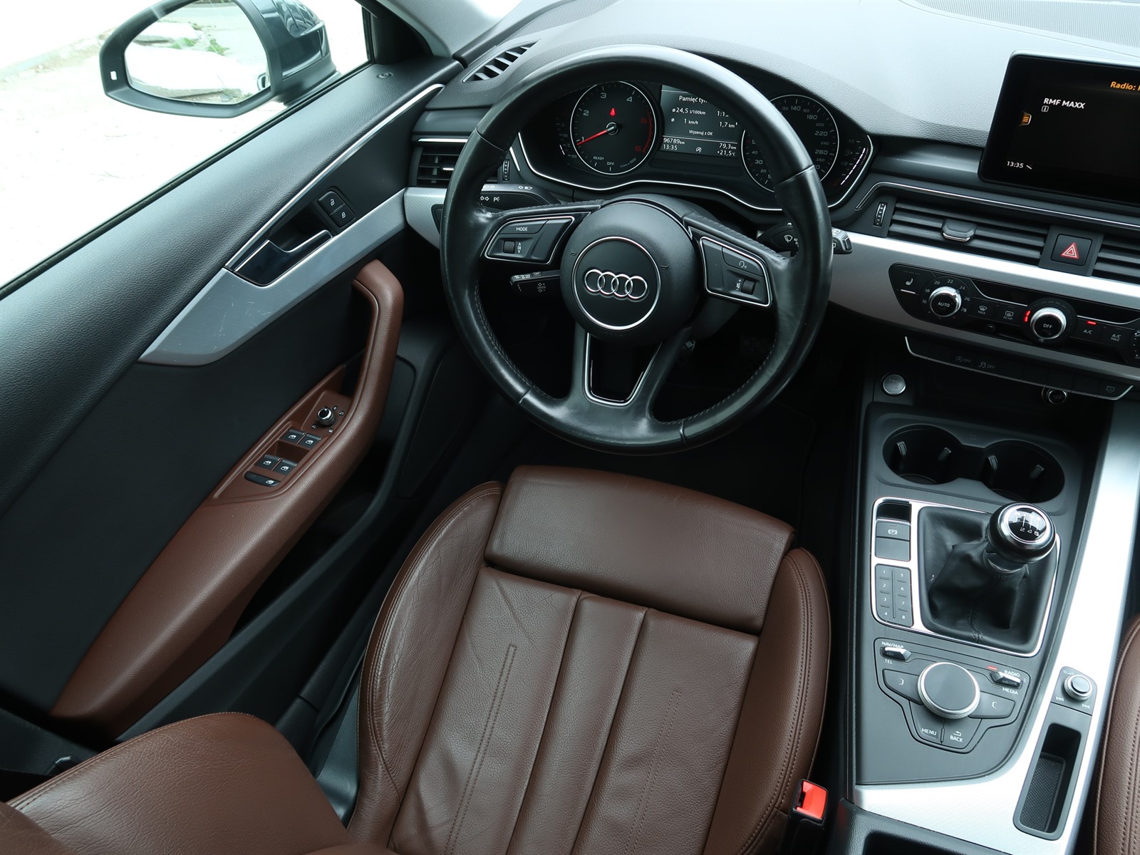 Audi A4, 2016 - pohled č. 9