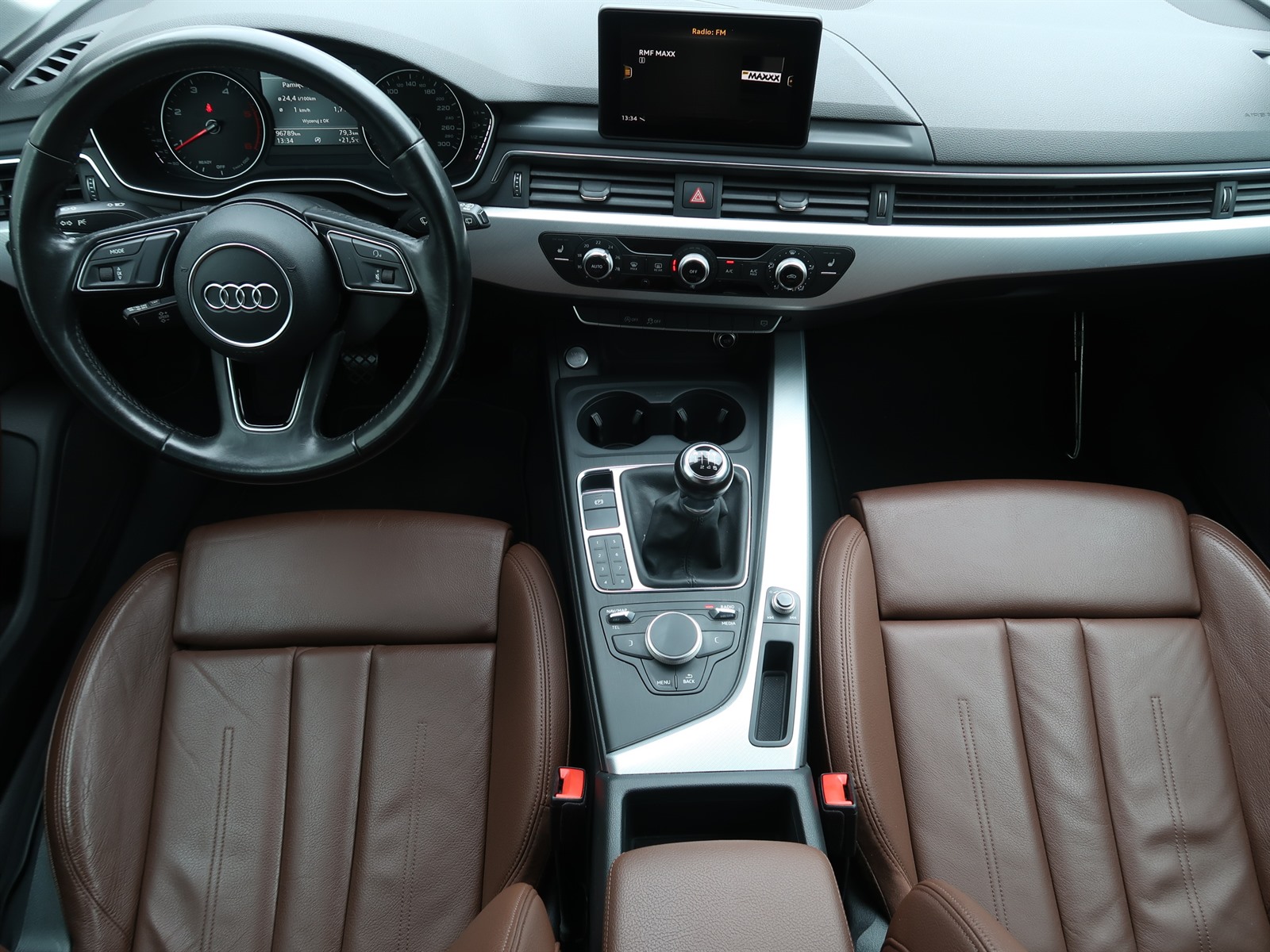 Audi A4, 2016 - pohled č. 10