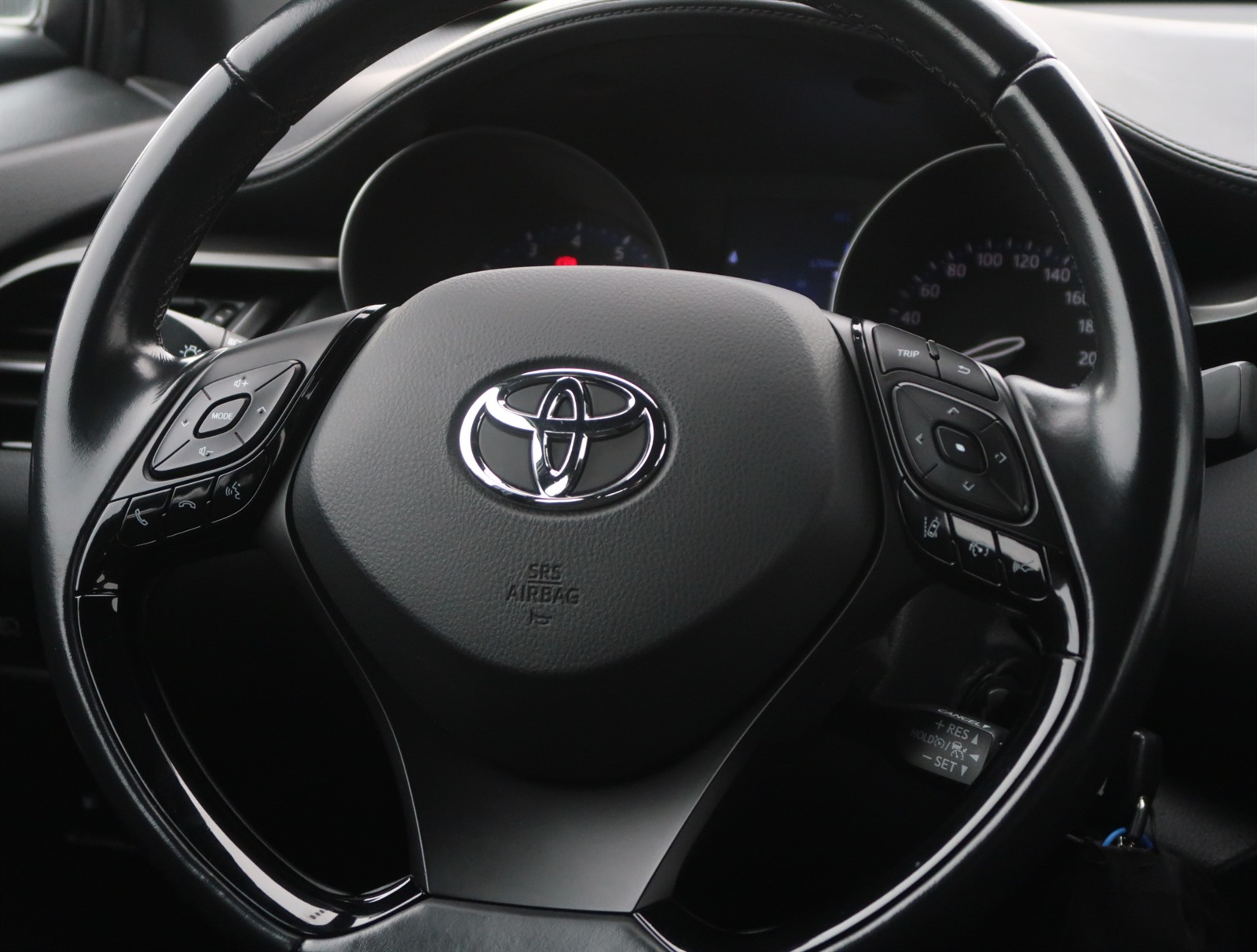 Toyota C-HR, 2018 - pohled č. 18
