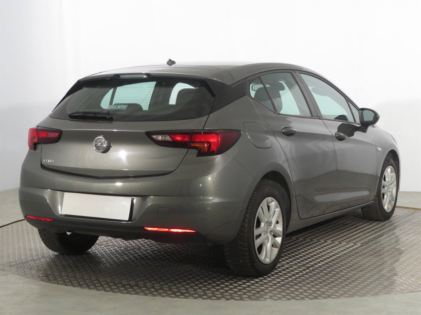 Opel Astra, 2020 - pohled č. 7