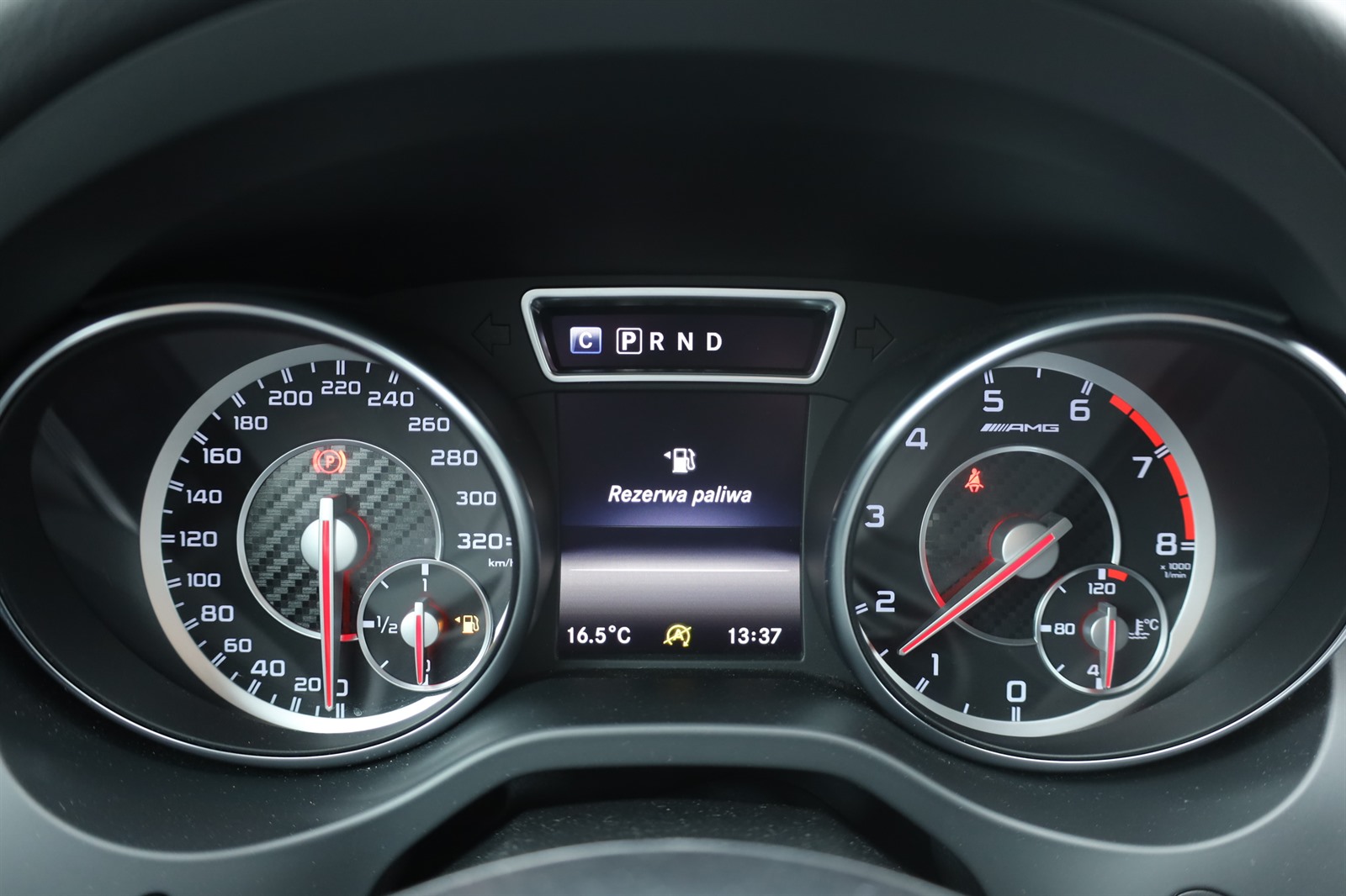 Mercedes-Benz GLA, 2015 - pohled č. 14