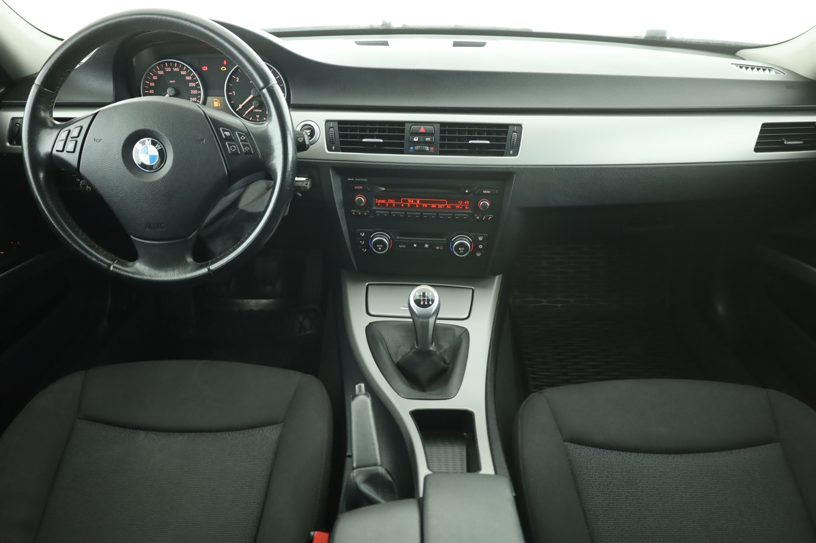 BMW Řada 3, 2007 - pohled č. 9