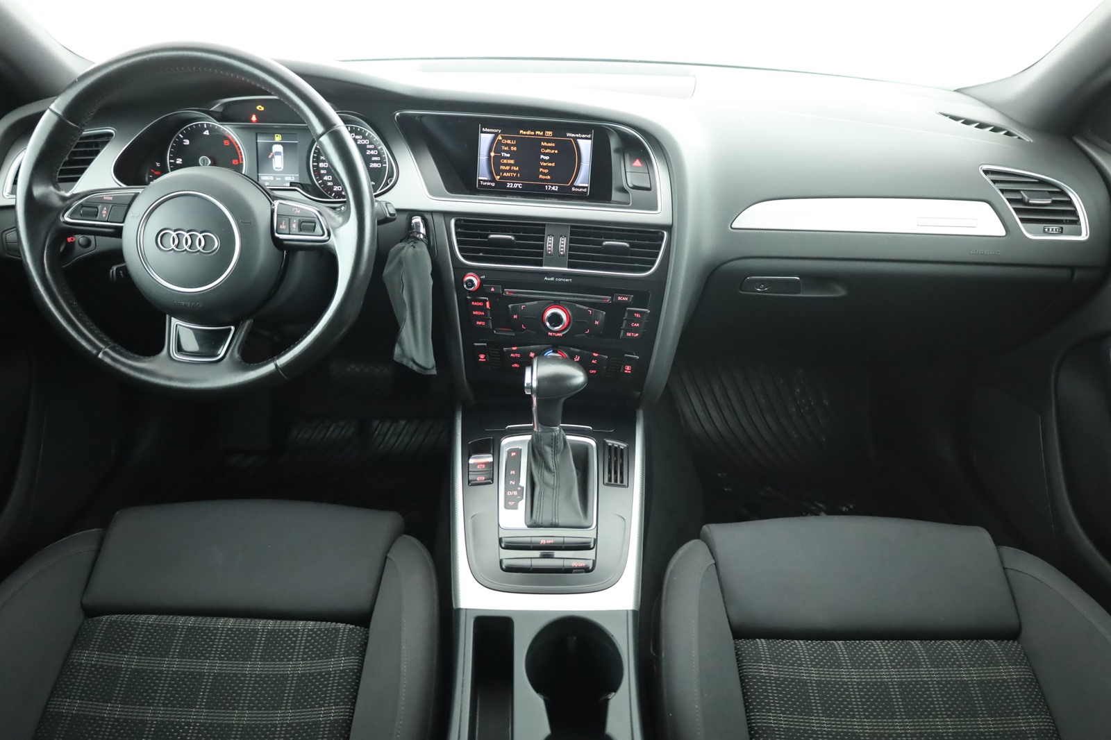 Audi A4, 2013 - pohled č. 9