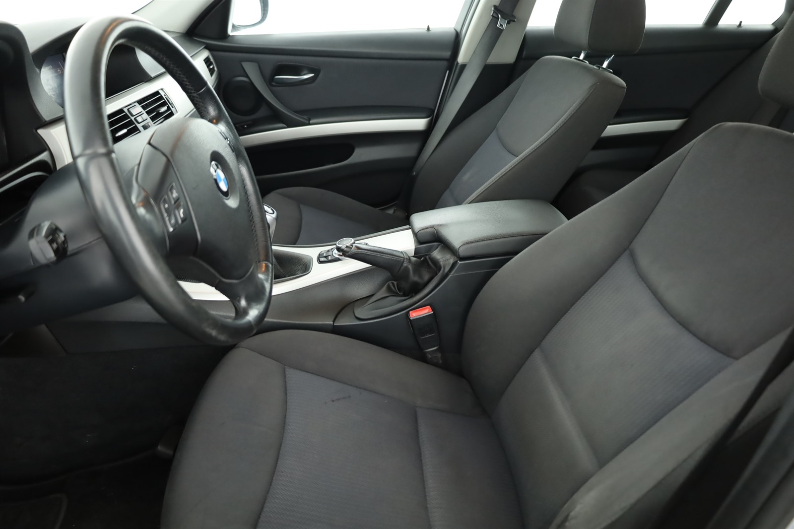 BMW Řada 3, 2010 - pohled č. 14